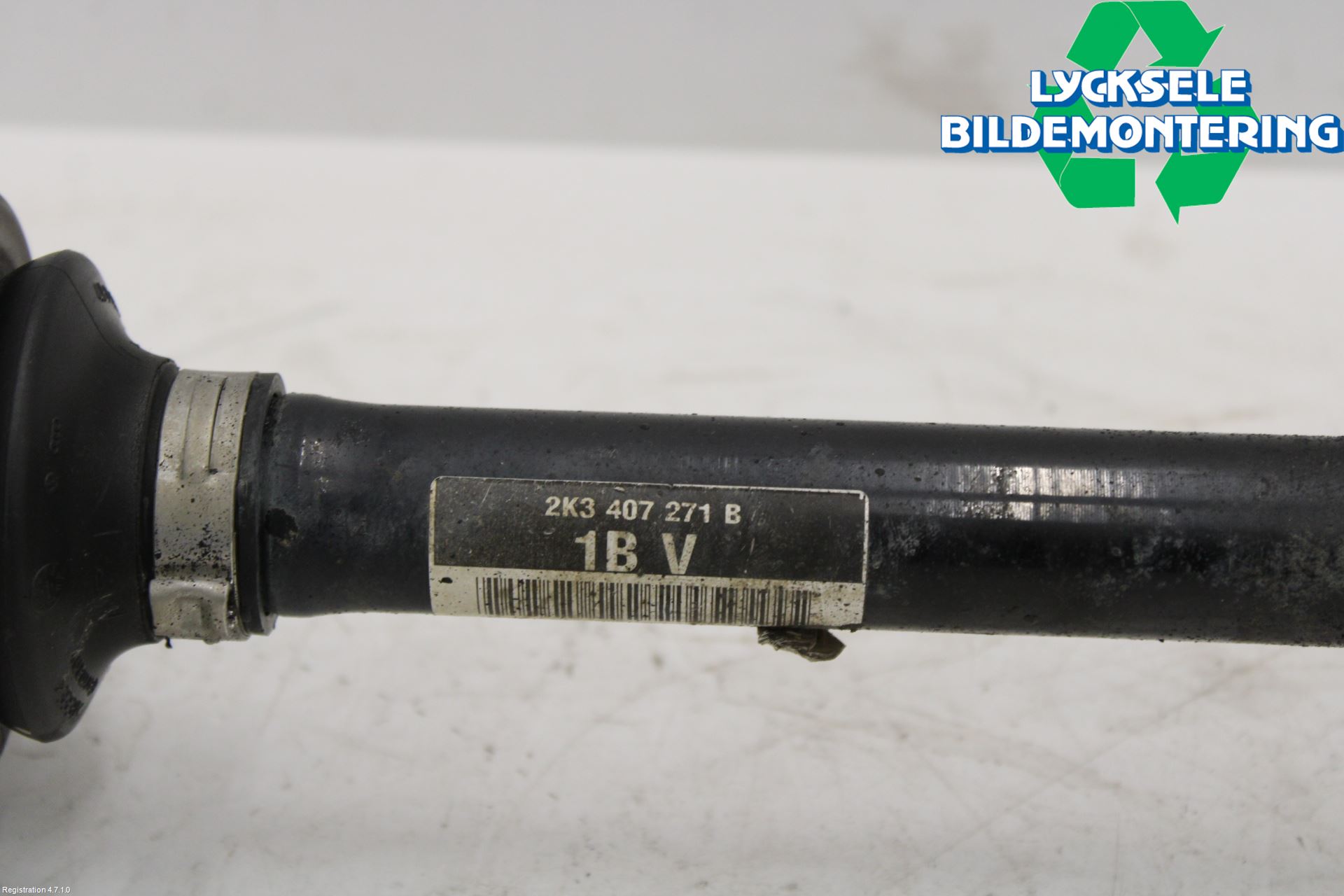 Volkswagen VW CADDY 11-15 Drivaxel Fram Vänster