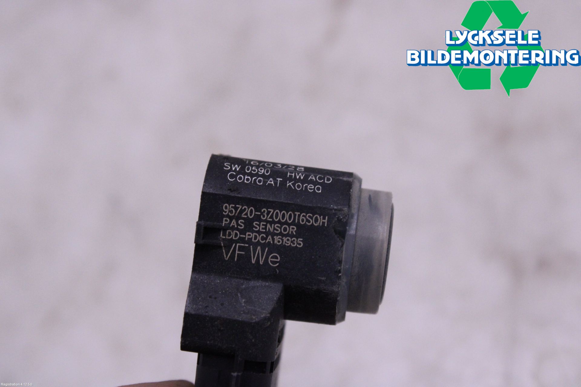 Hyundai i40 08-15 Parkeringshjälp Frontsensor