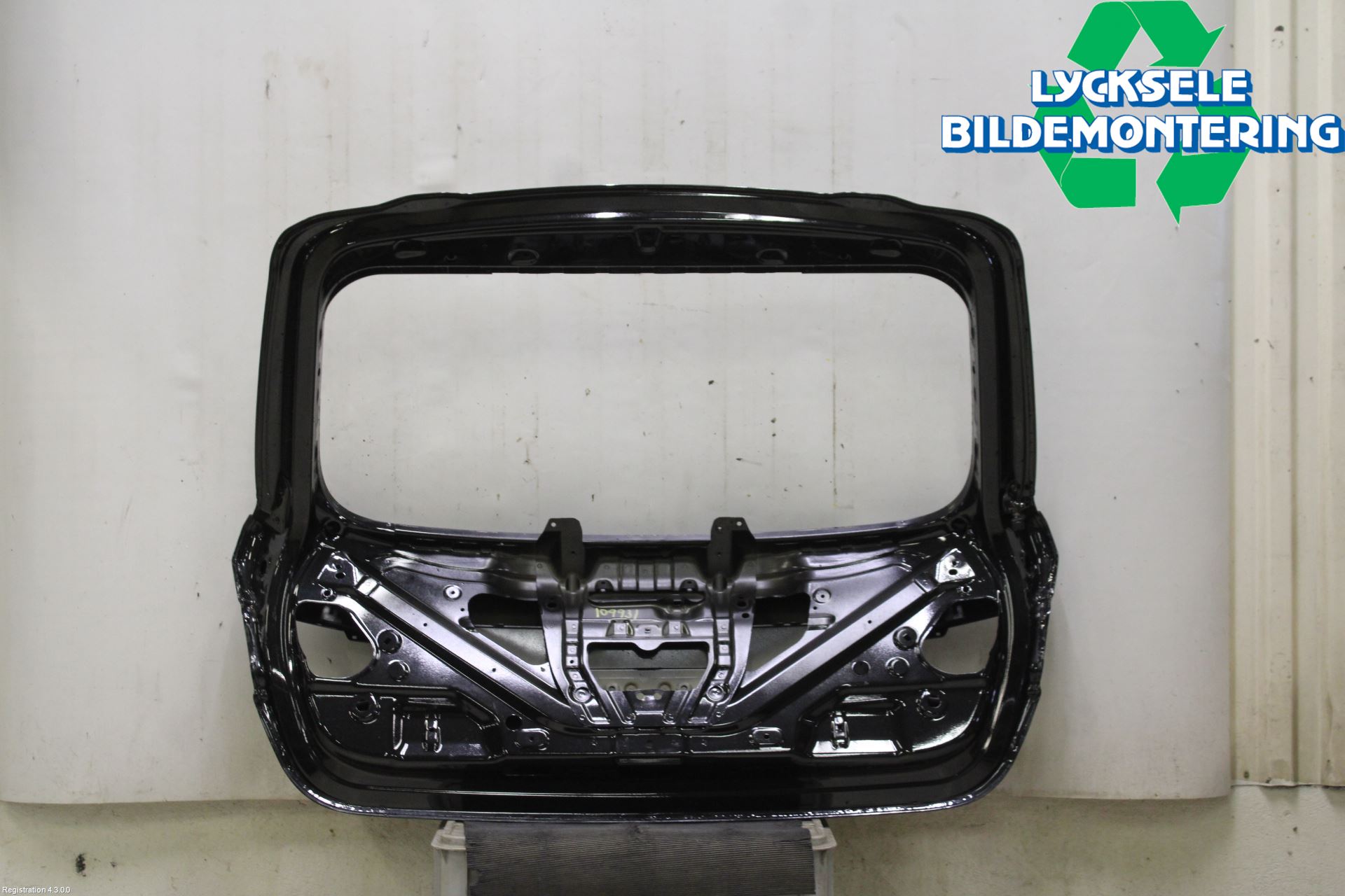 BMW 3 F30/F31/F80 12-19 Baklucka Kombi