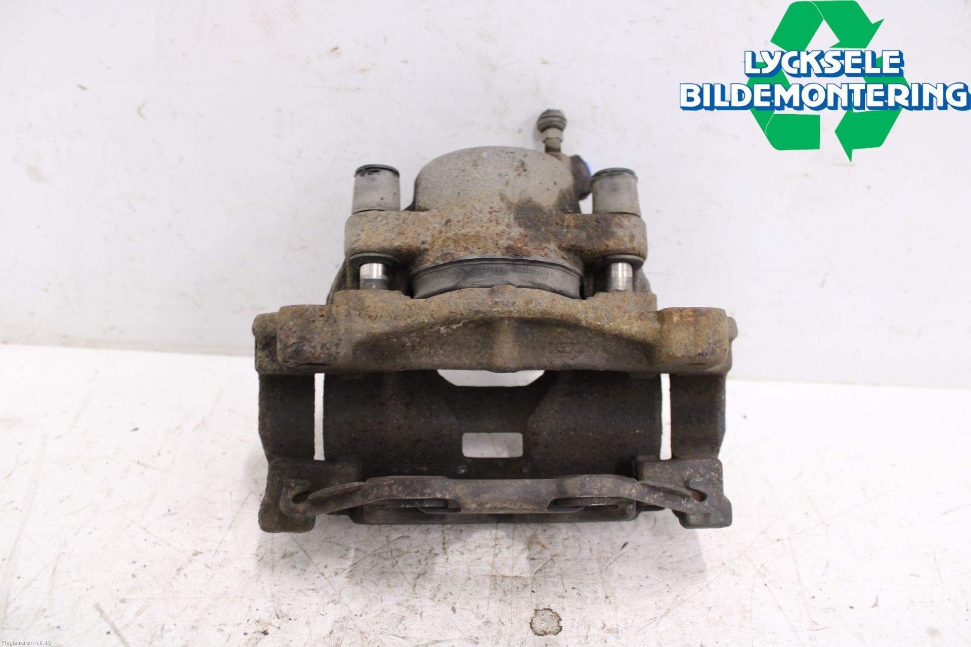 Volvo V70 08-13 Bromsok Fram Höger