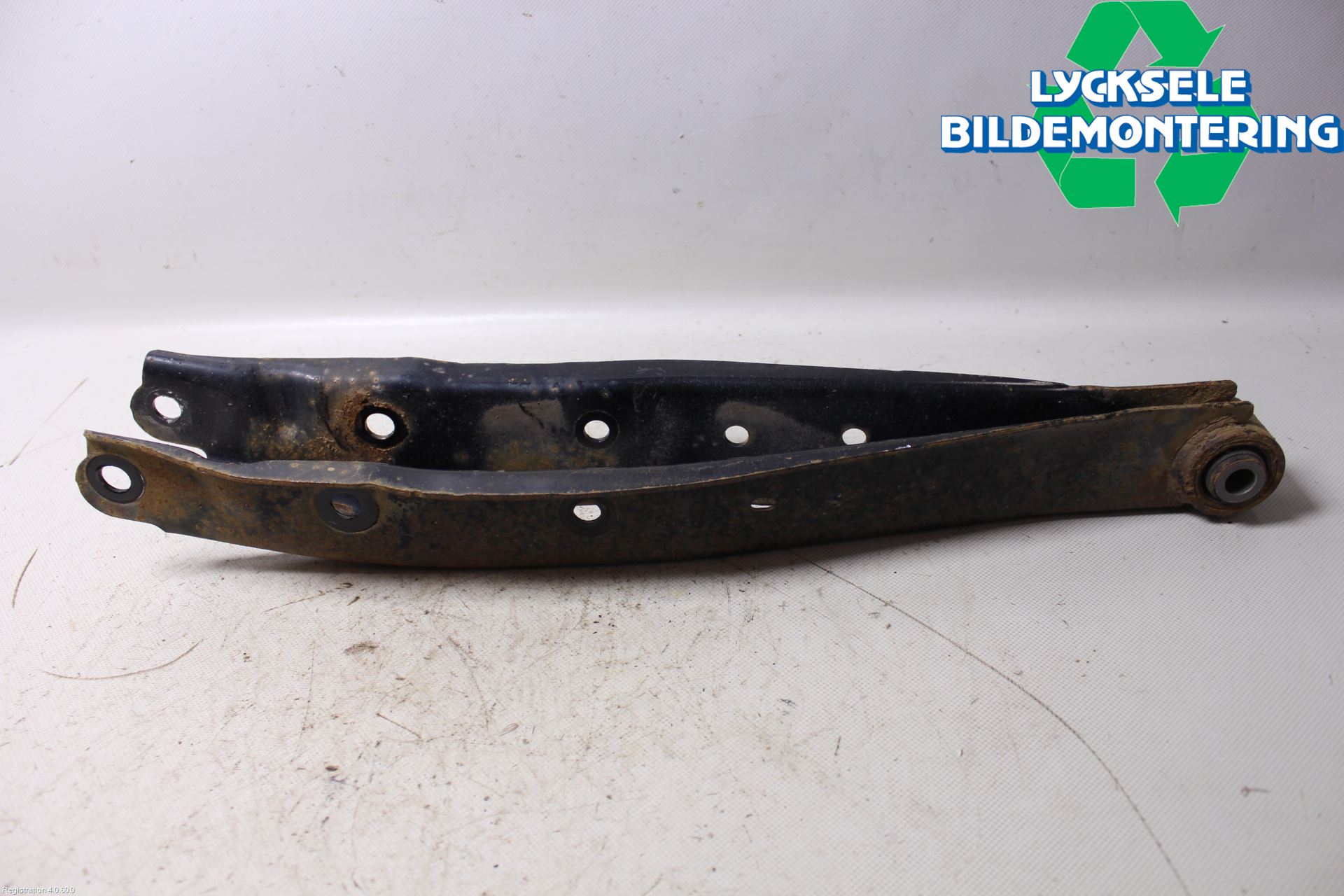 Subaru OUTBACK 15-20 Bärarm Bak Höger