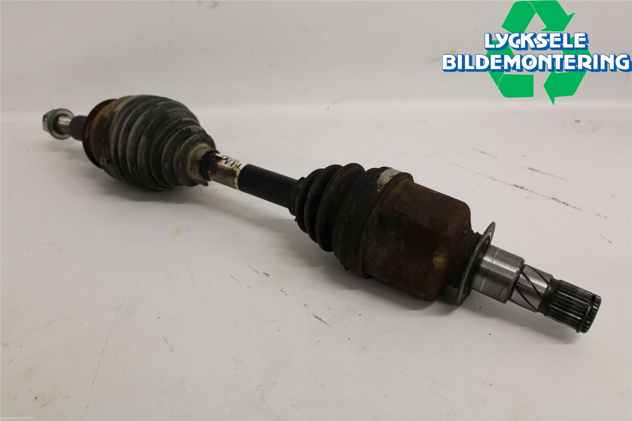 Nissan NAVARA, TREK-1 17-21 Drivaxel Fram Vänster