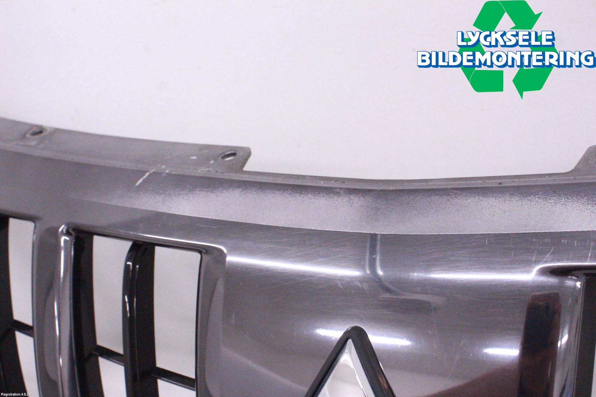 Mitsubishi L200 16-23 Grill Komp