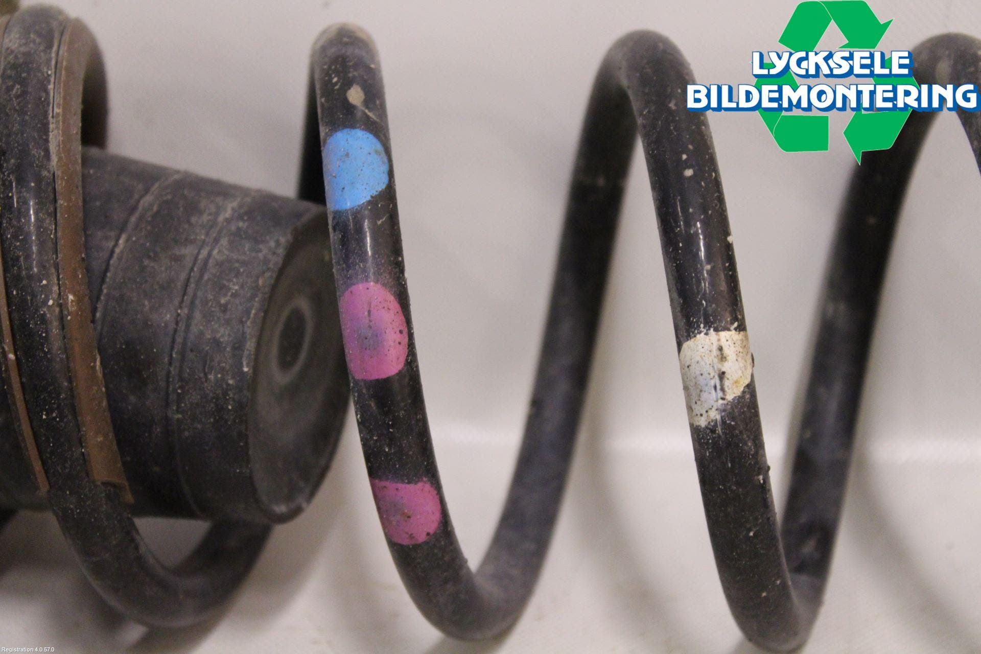 Peugeot PARTNER 08-15 Fjäder Bak