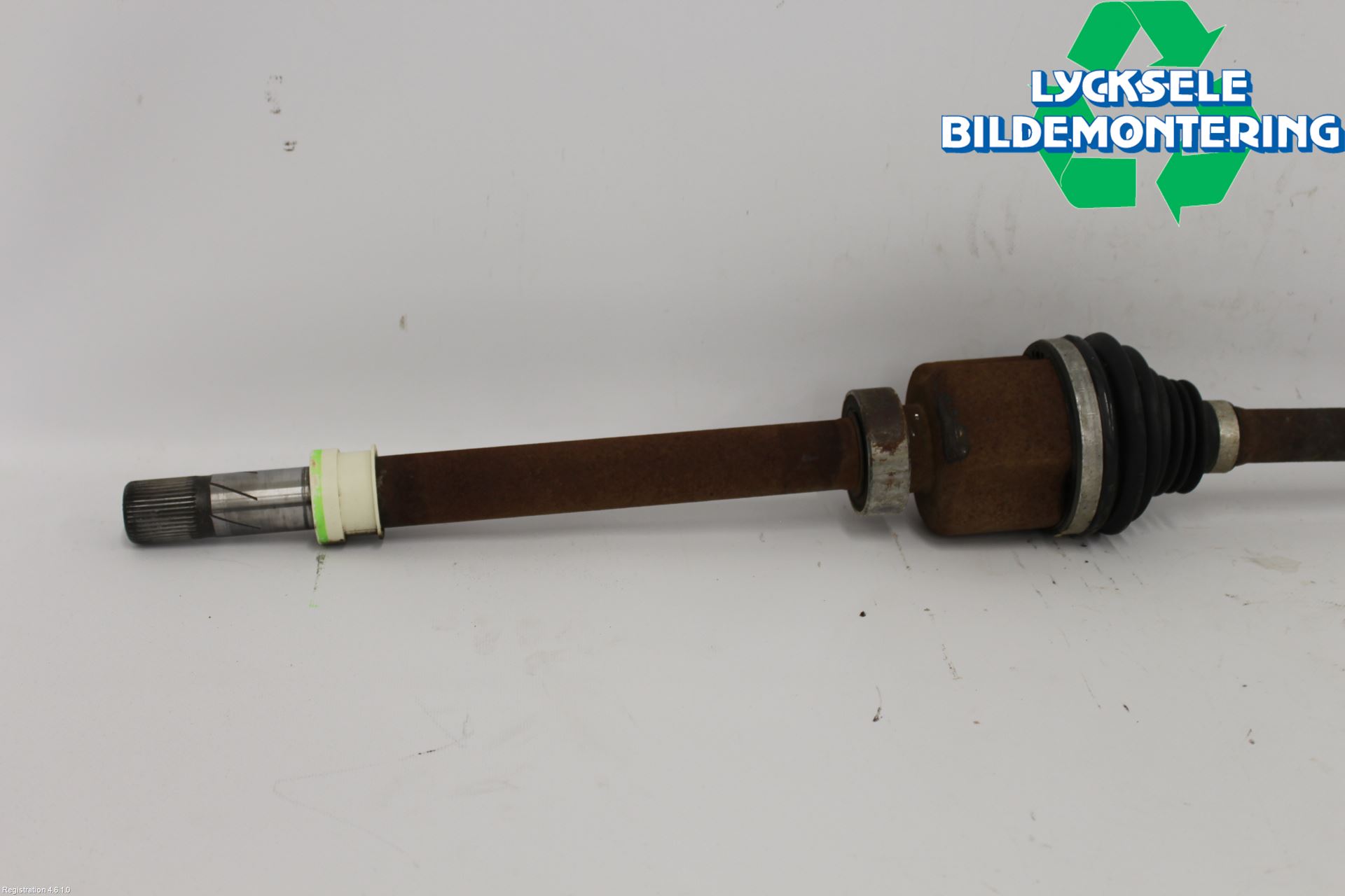 Opel VIVARO 15-19 Drivaxel Fram Höger