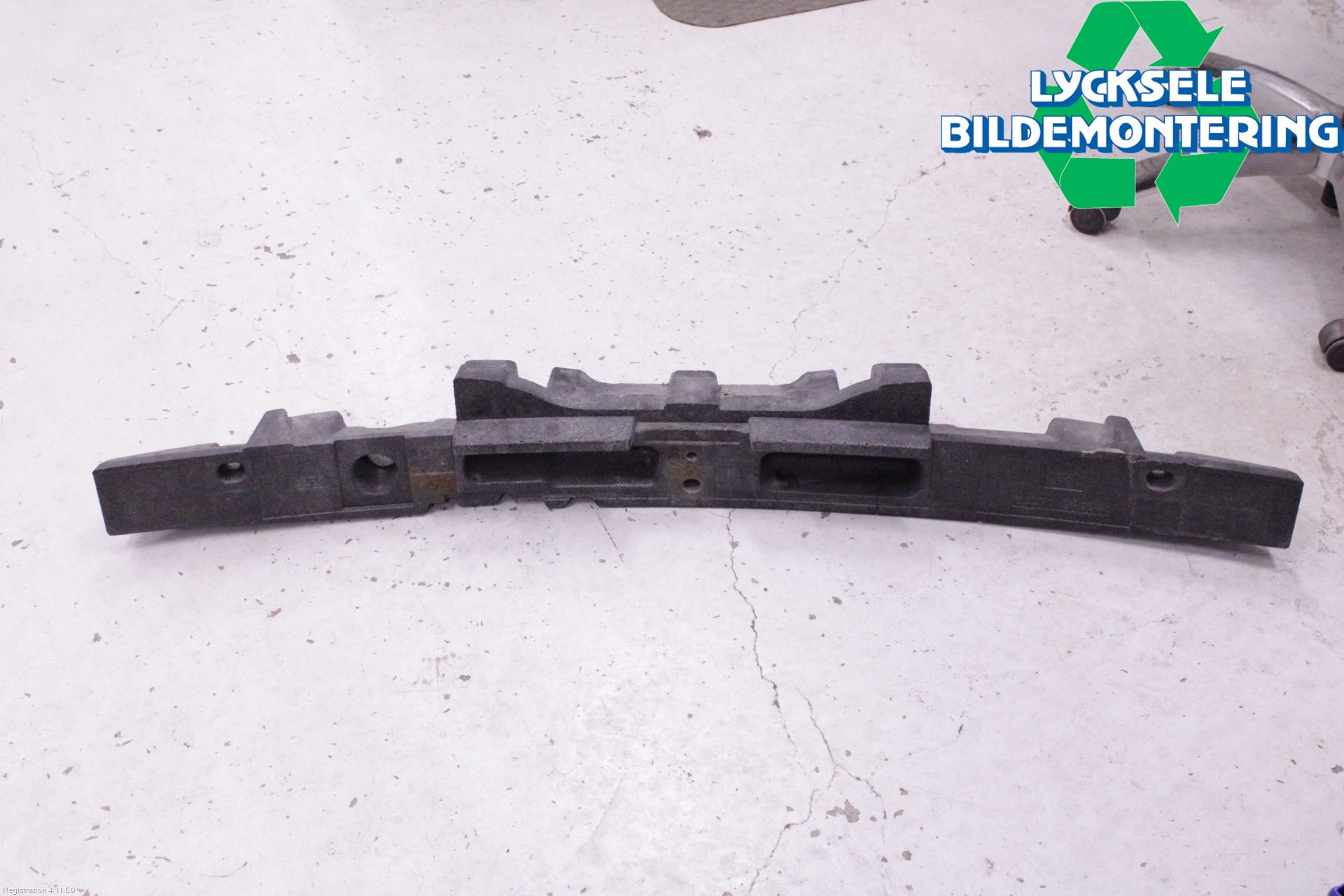 Nissan QASHQAI 10-14 Stötfångar Deformelement Fram