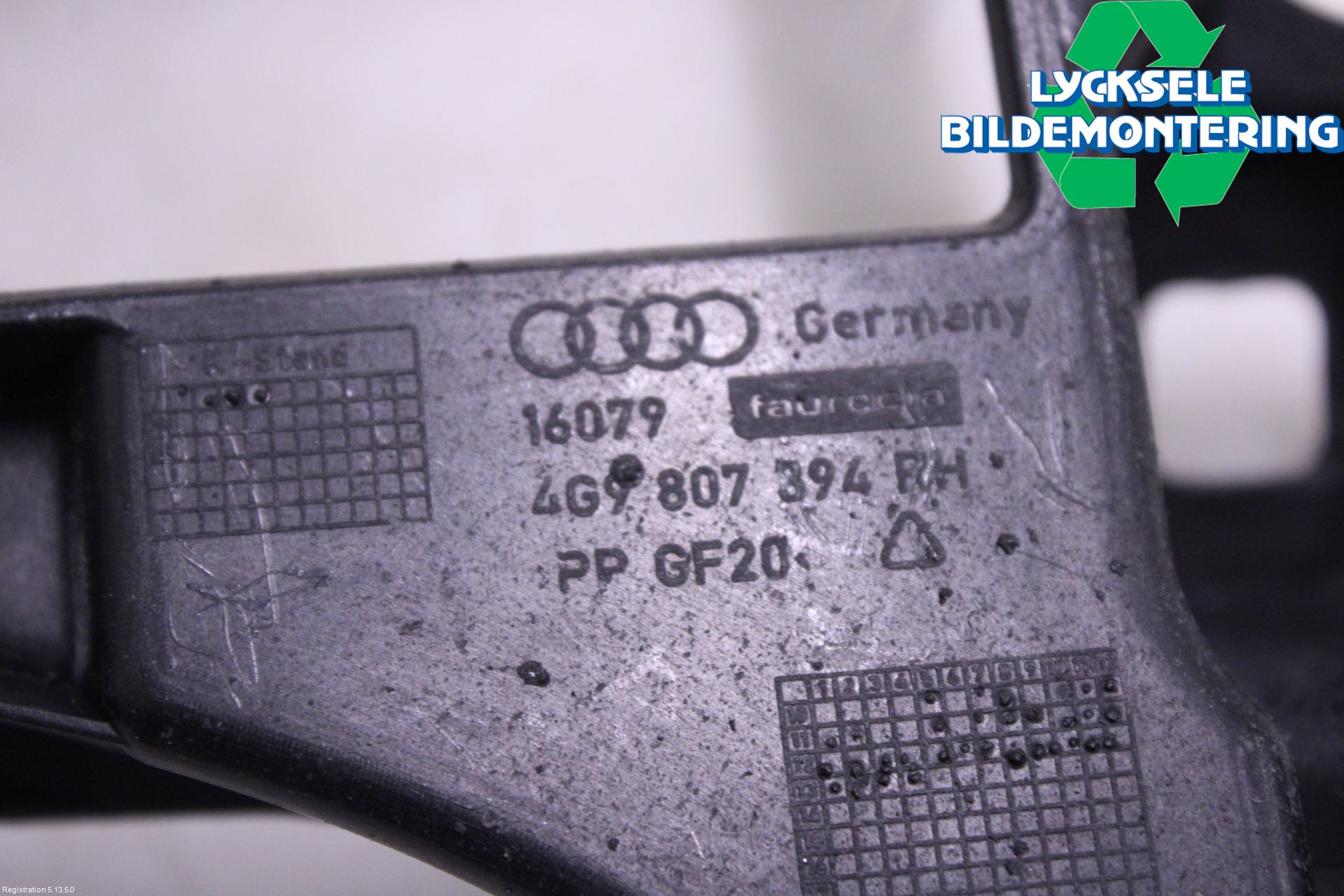 Audi A6 ALLROAD 12-18 Stötfångarfäste Bak Hö