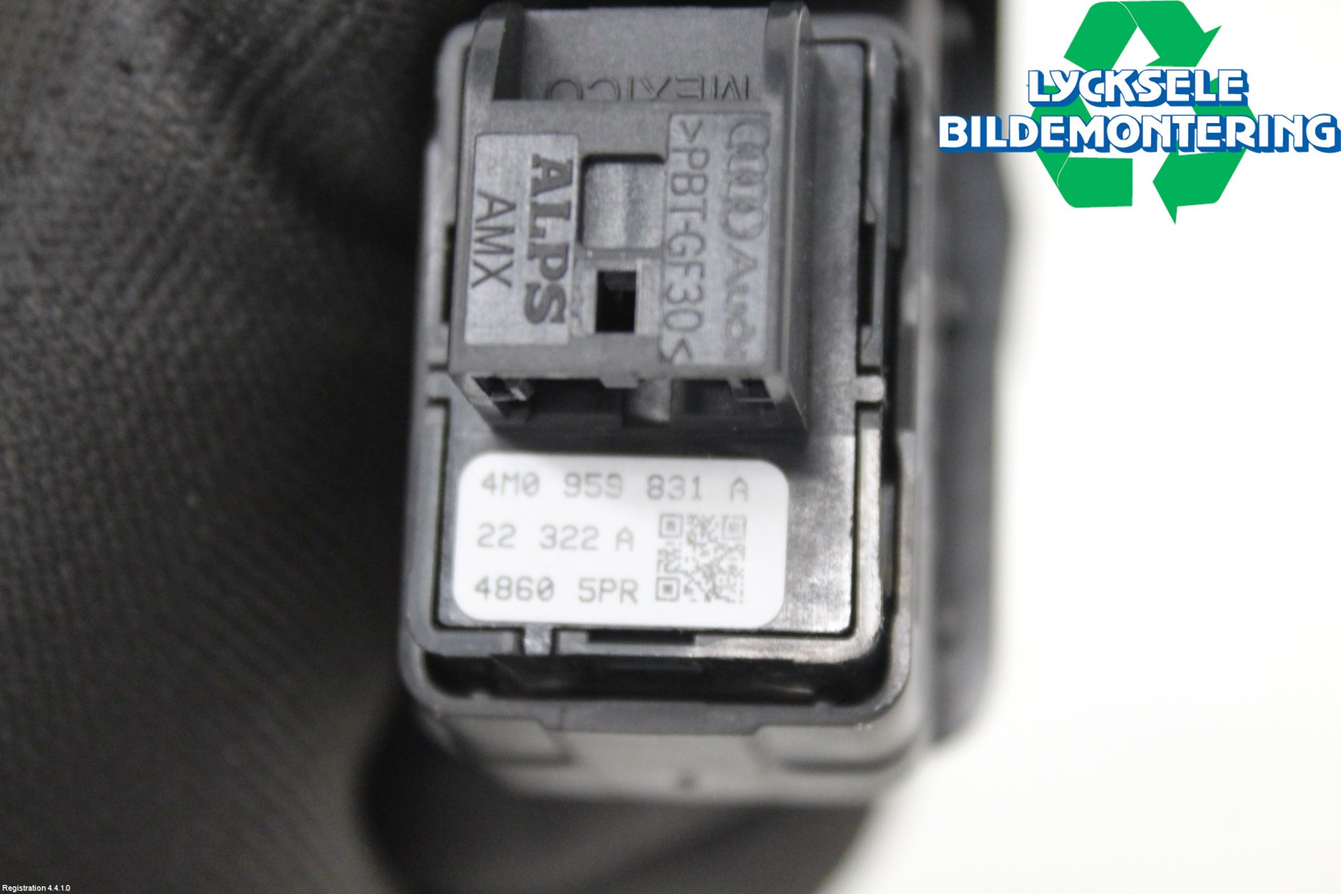 Audi A4/S4 B9 20- Strömställare Baklucka