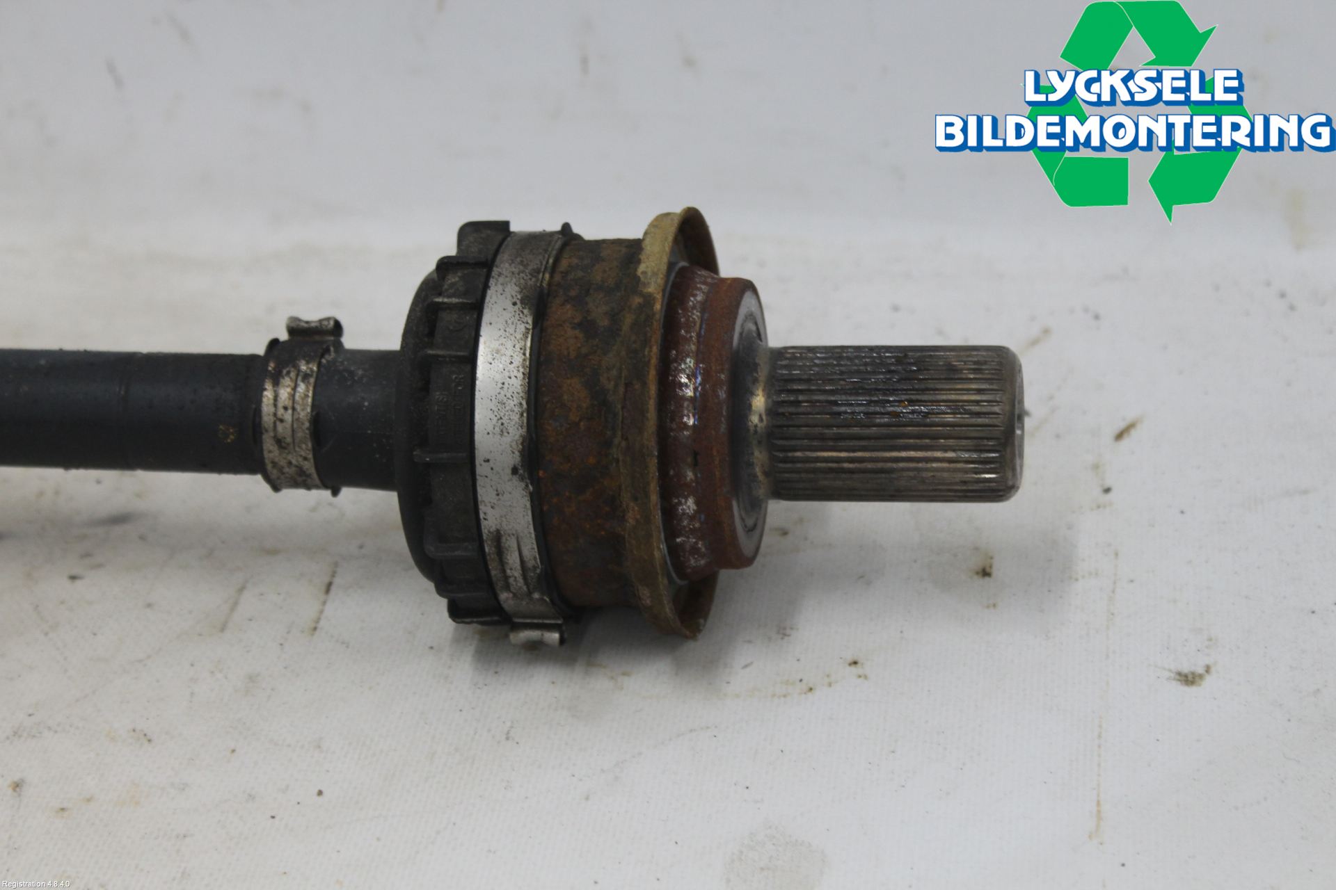 Volvo V90 17->> Drivaxel Bak Vänster