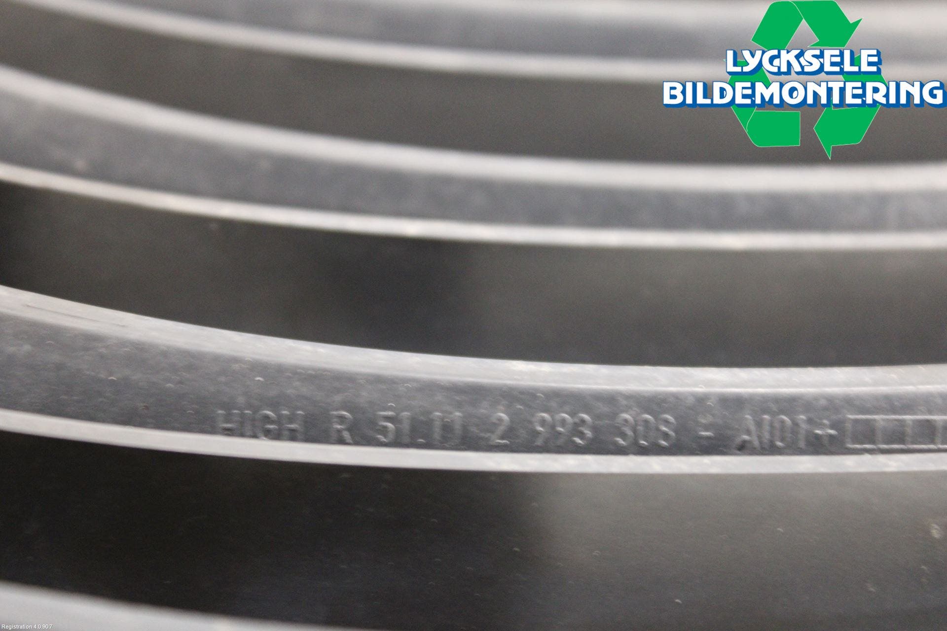 BMW X1 E84 10-15 Grilldel Höger