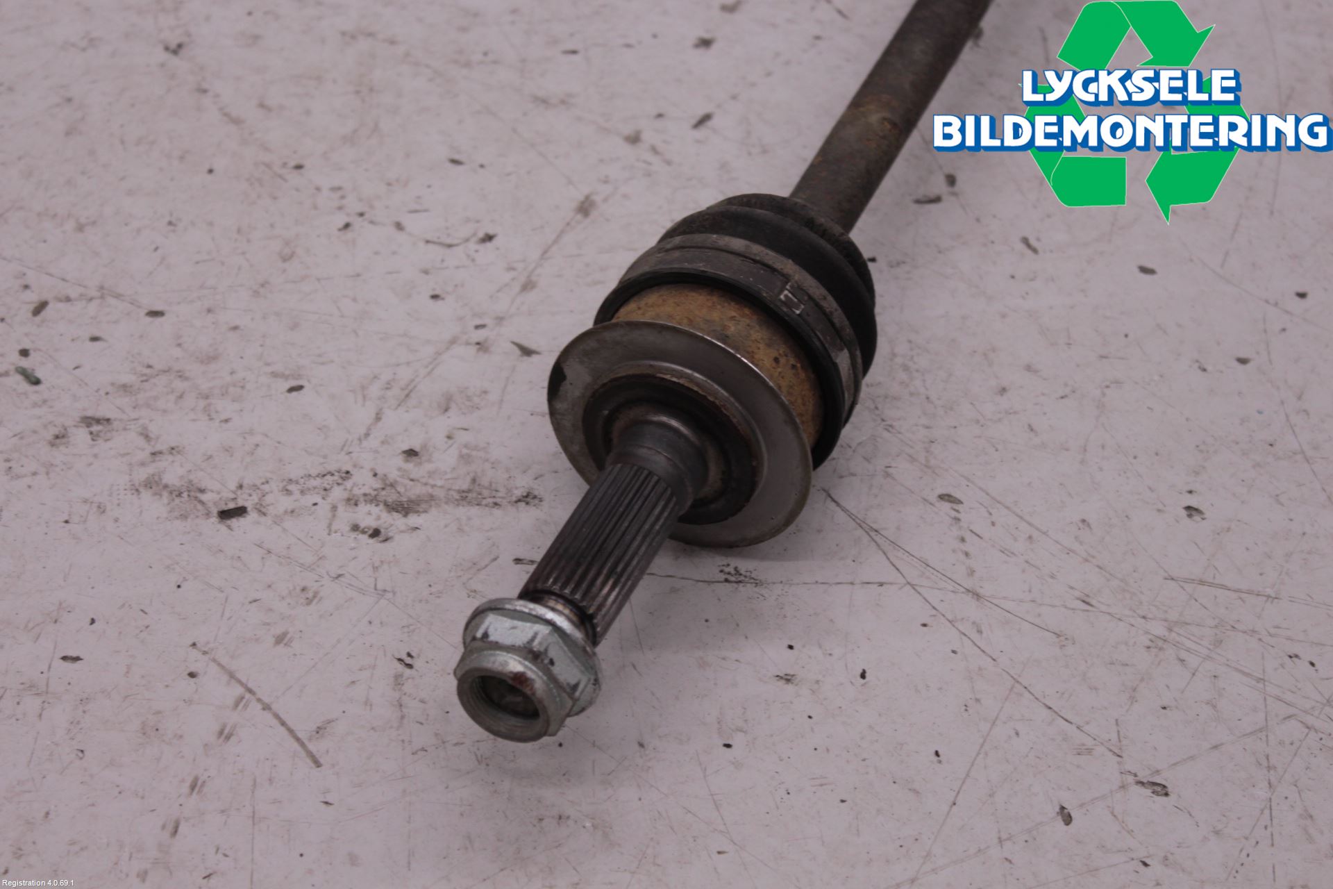 Subaru LEGACY    07-09 Drivaxel Bak Vänster