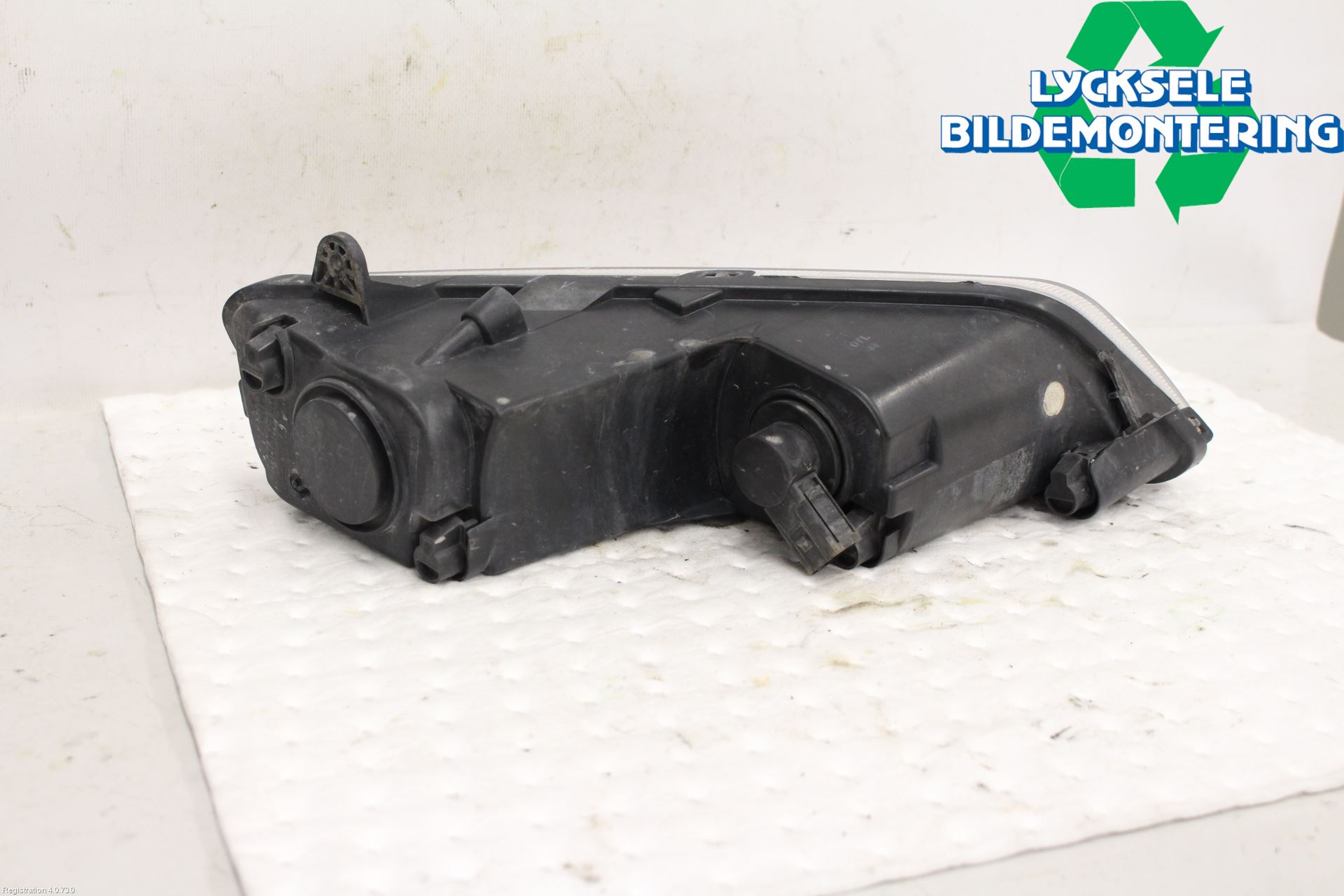 Volkswagen VW PASSAT 11-14 Dimljus-Varselljus Fram
