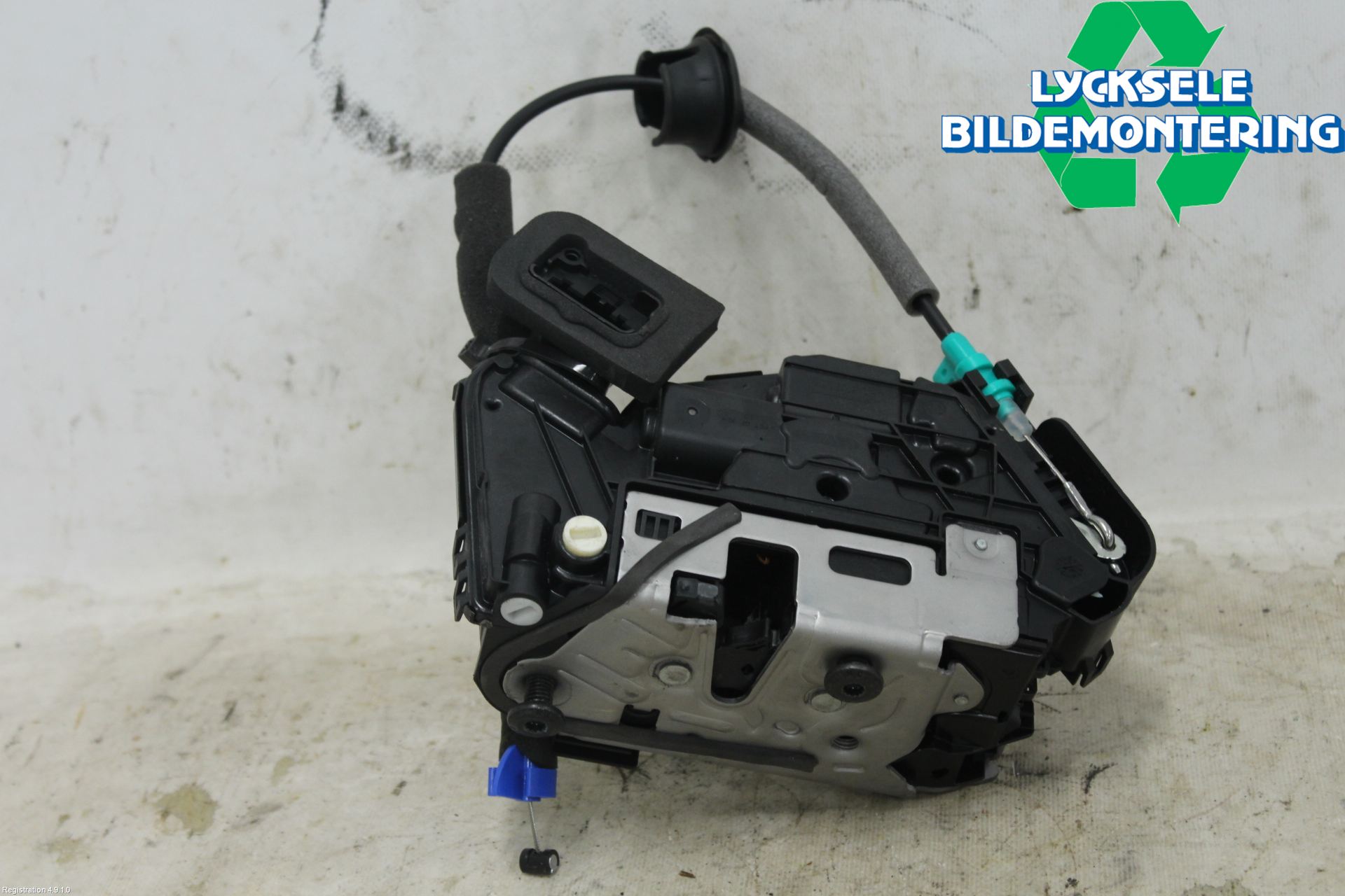 Audi Q3 F3 19- Låskista-Dörrlås