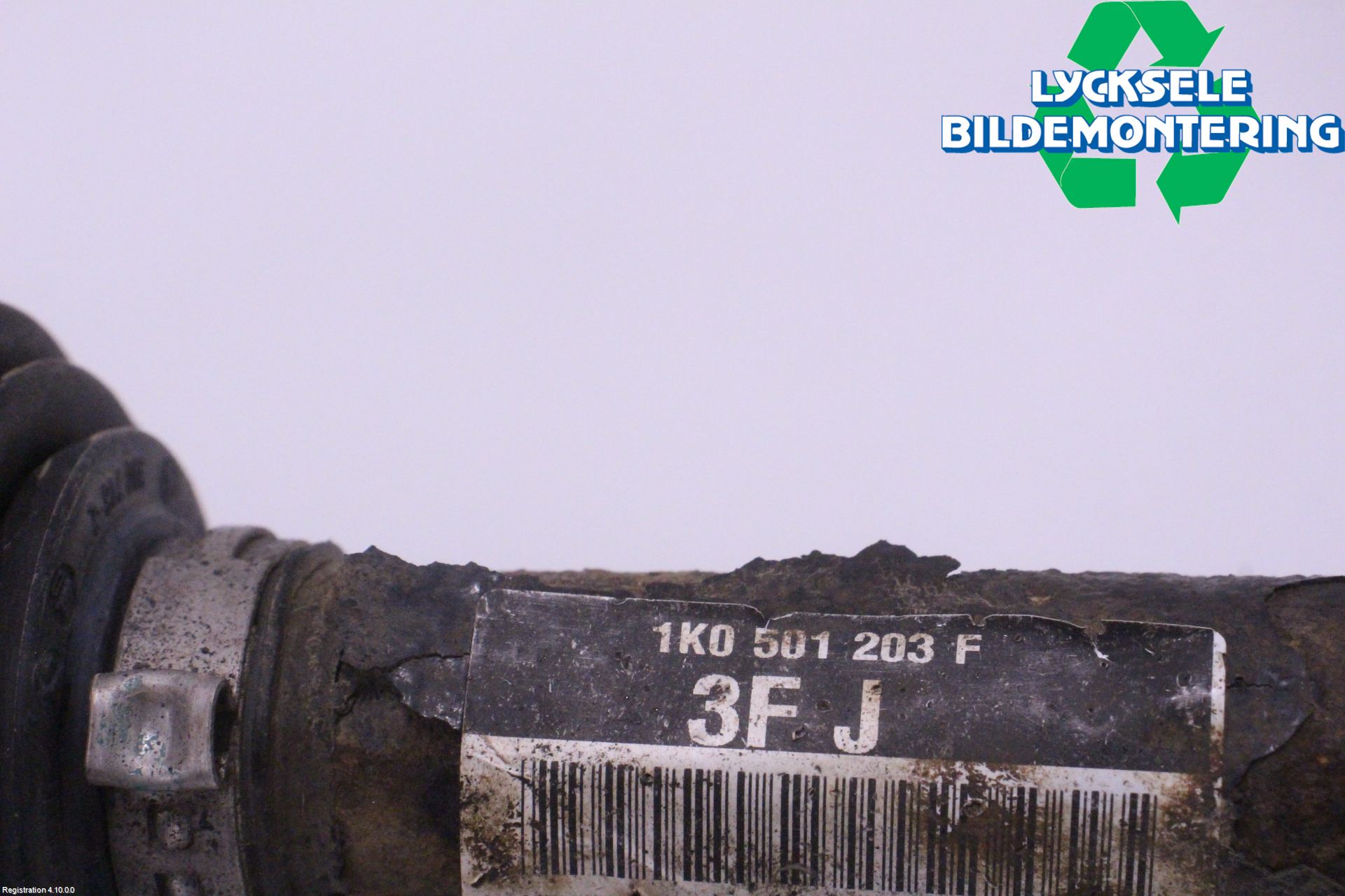 Volkswagen VW PASSAT 11-14 Drivaxel Bak Vänster