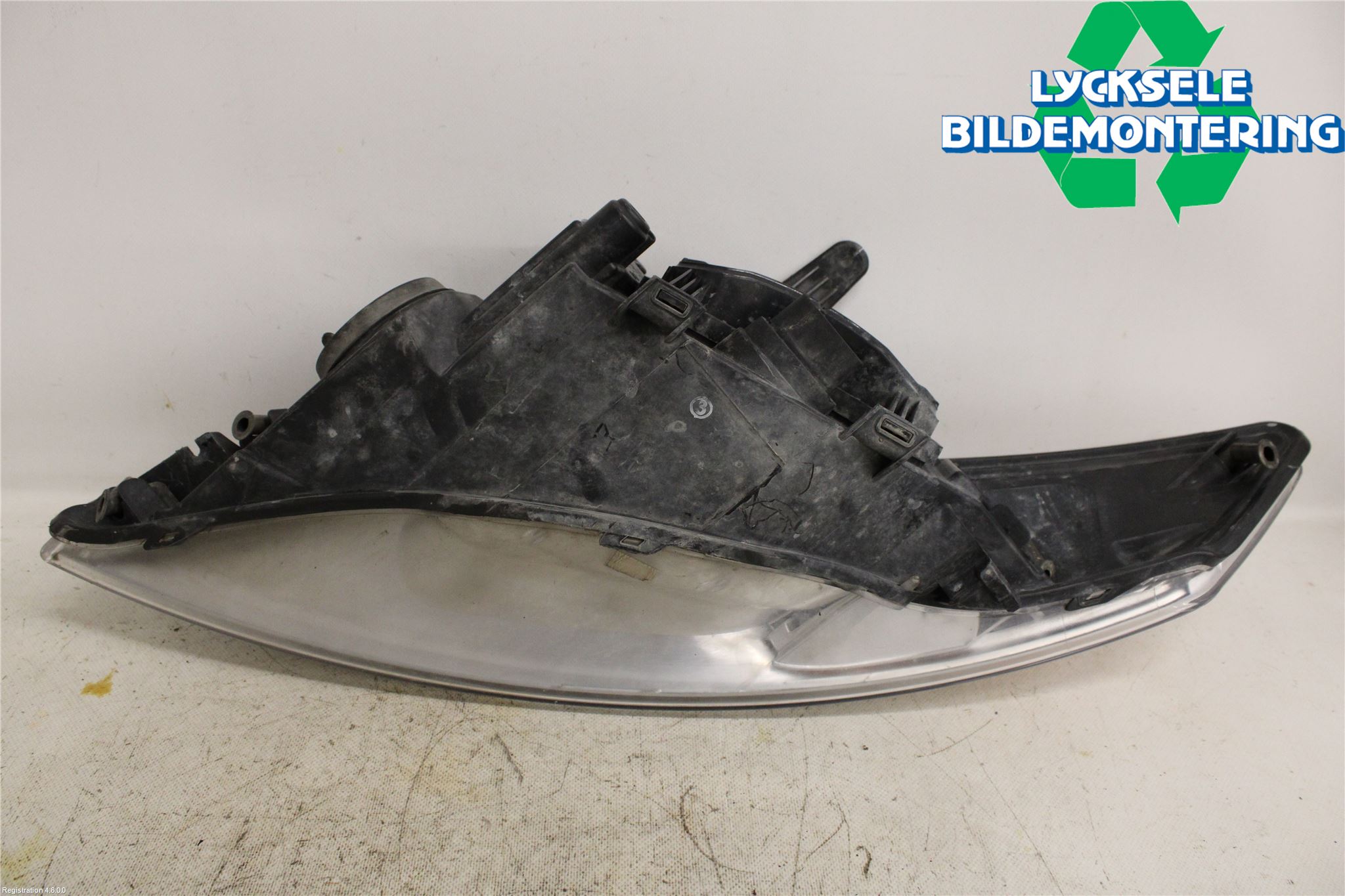 Ford MONDEO 07-15 Strålkastare Höger