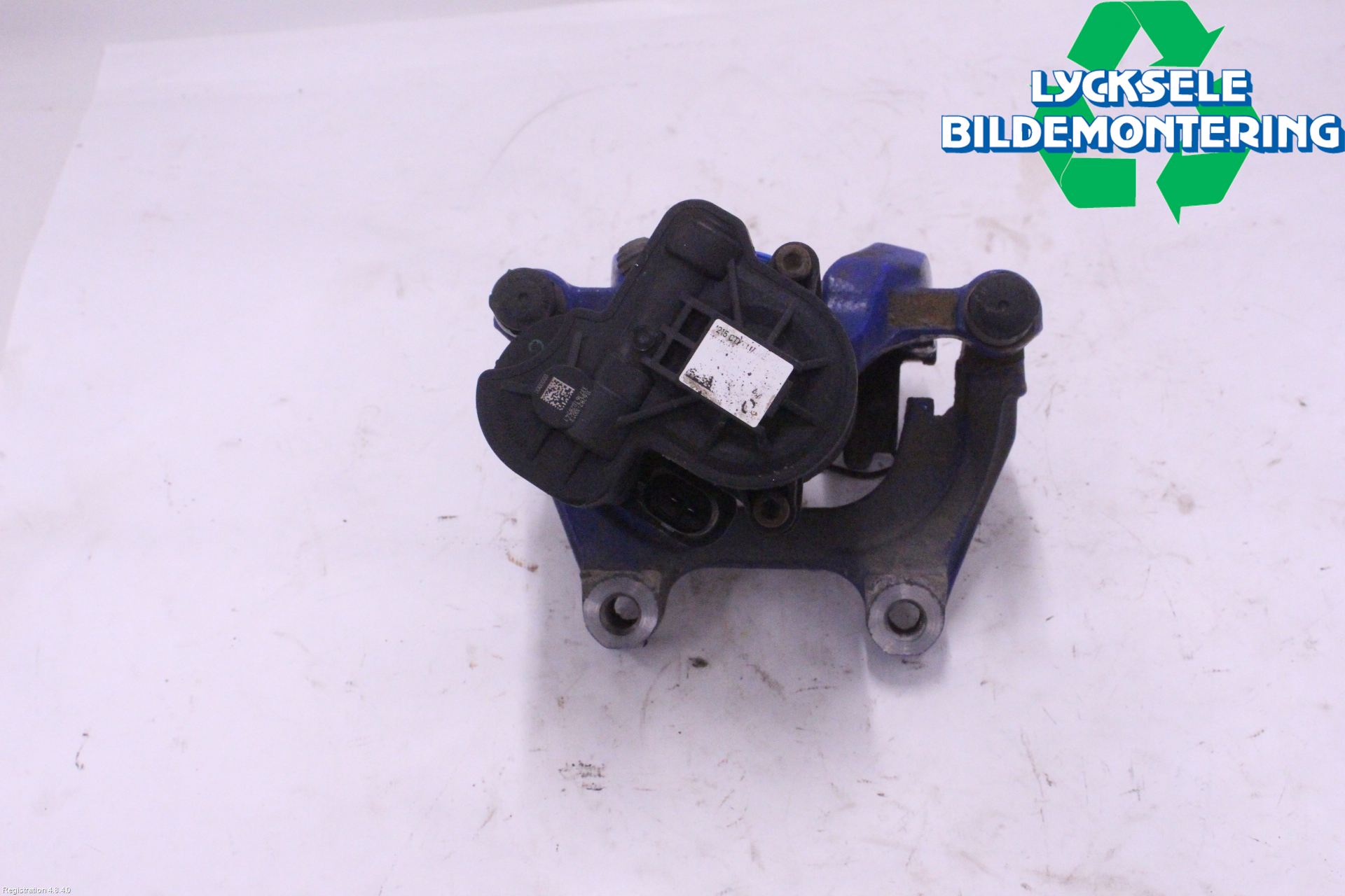 Volkswagen VW PASSAT 15-19 Bromsok Bak Vänster