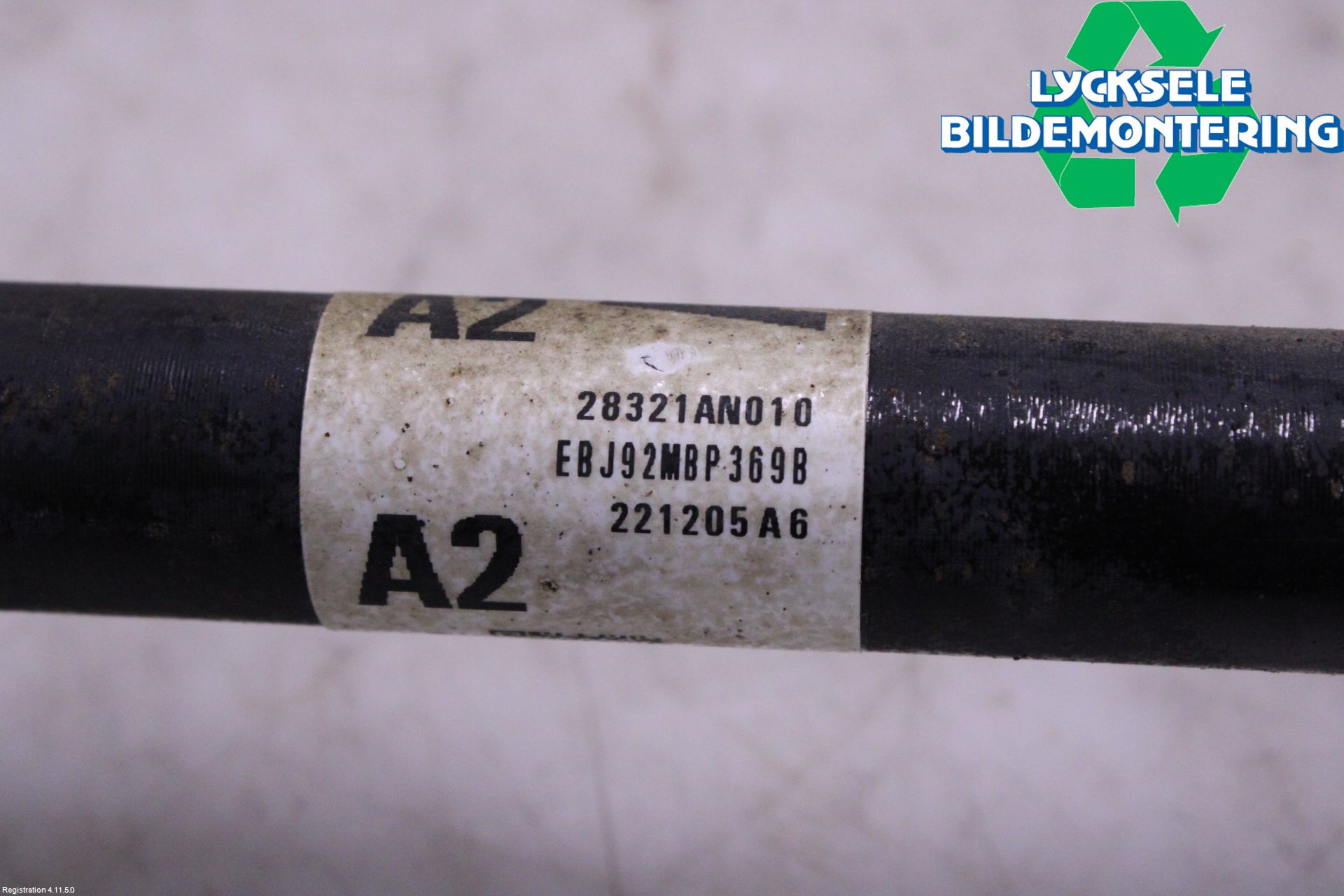 Subaru OUTBACK 21- Drivaxel Fram Höger