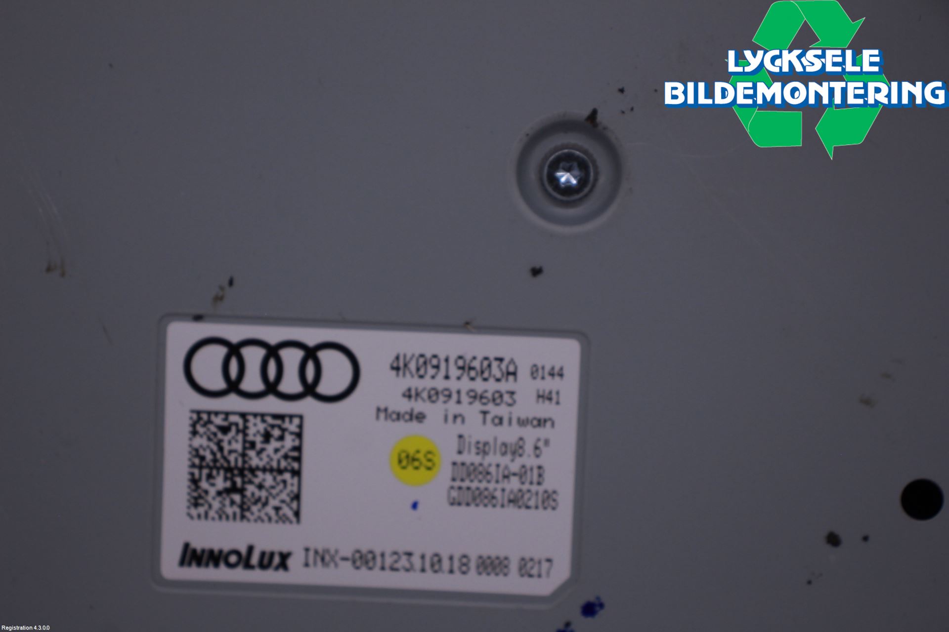 Audi A6 F2/C8 19- Bildskärm