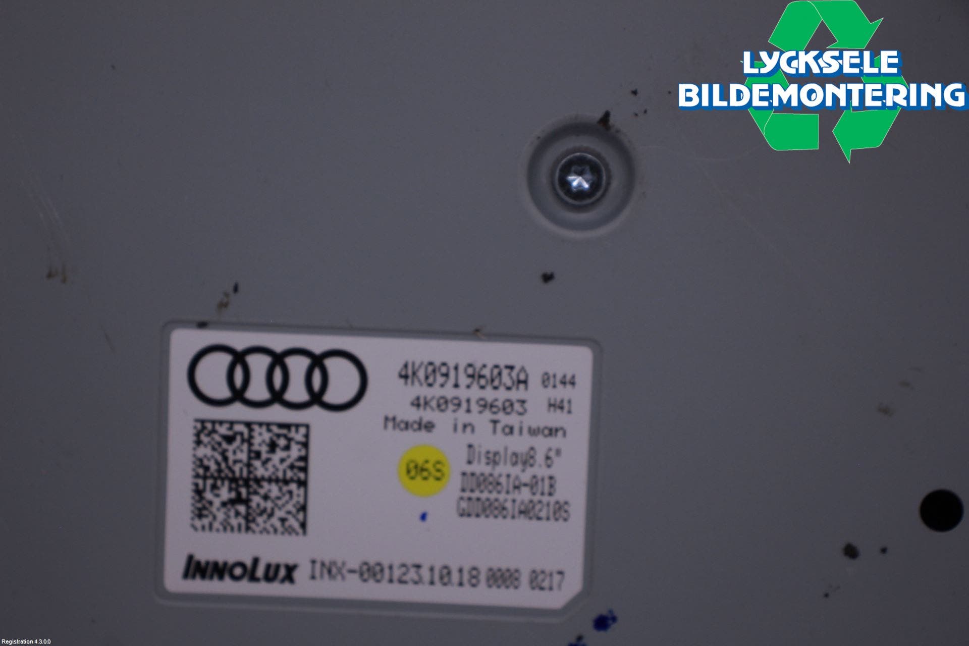 Audi A6 F2/C8 19- Bildskärm