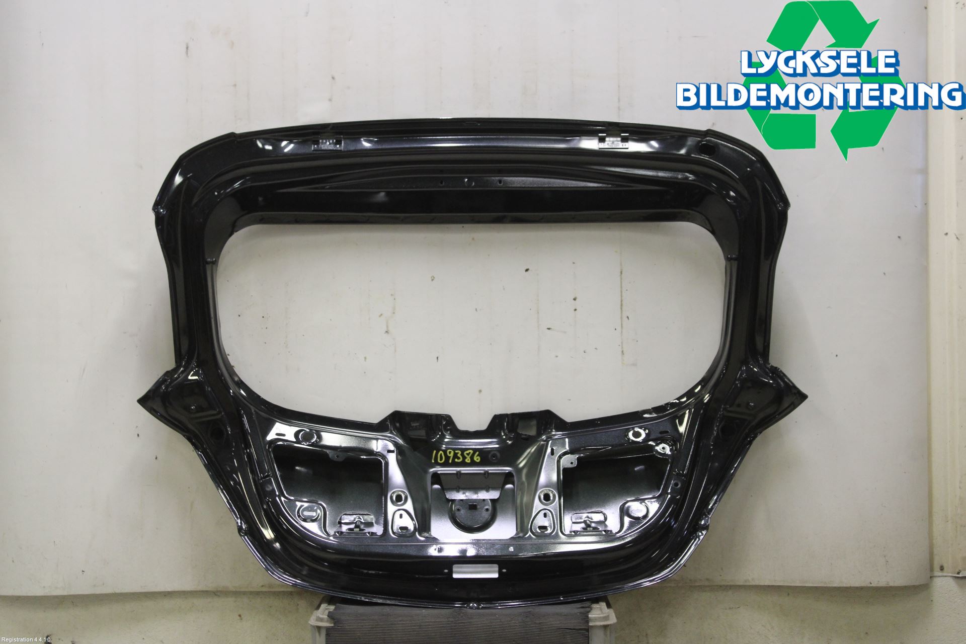 Opel CORSA E 15-19 Baklucka Cc-Kombi-Sedan