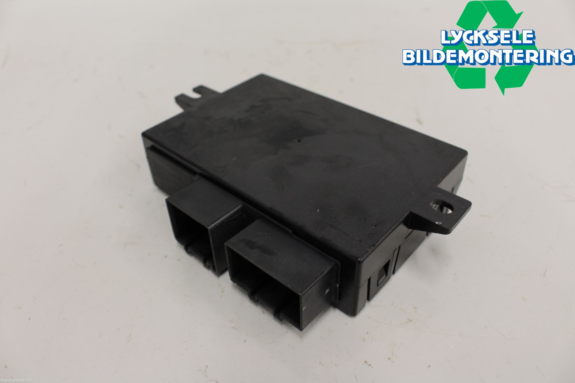 Volkswagen VW TRANSP/CARAVELLE (T6) 16-22 Styrenhet Dragkrok