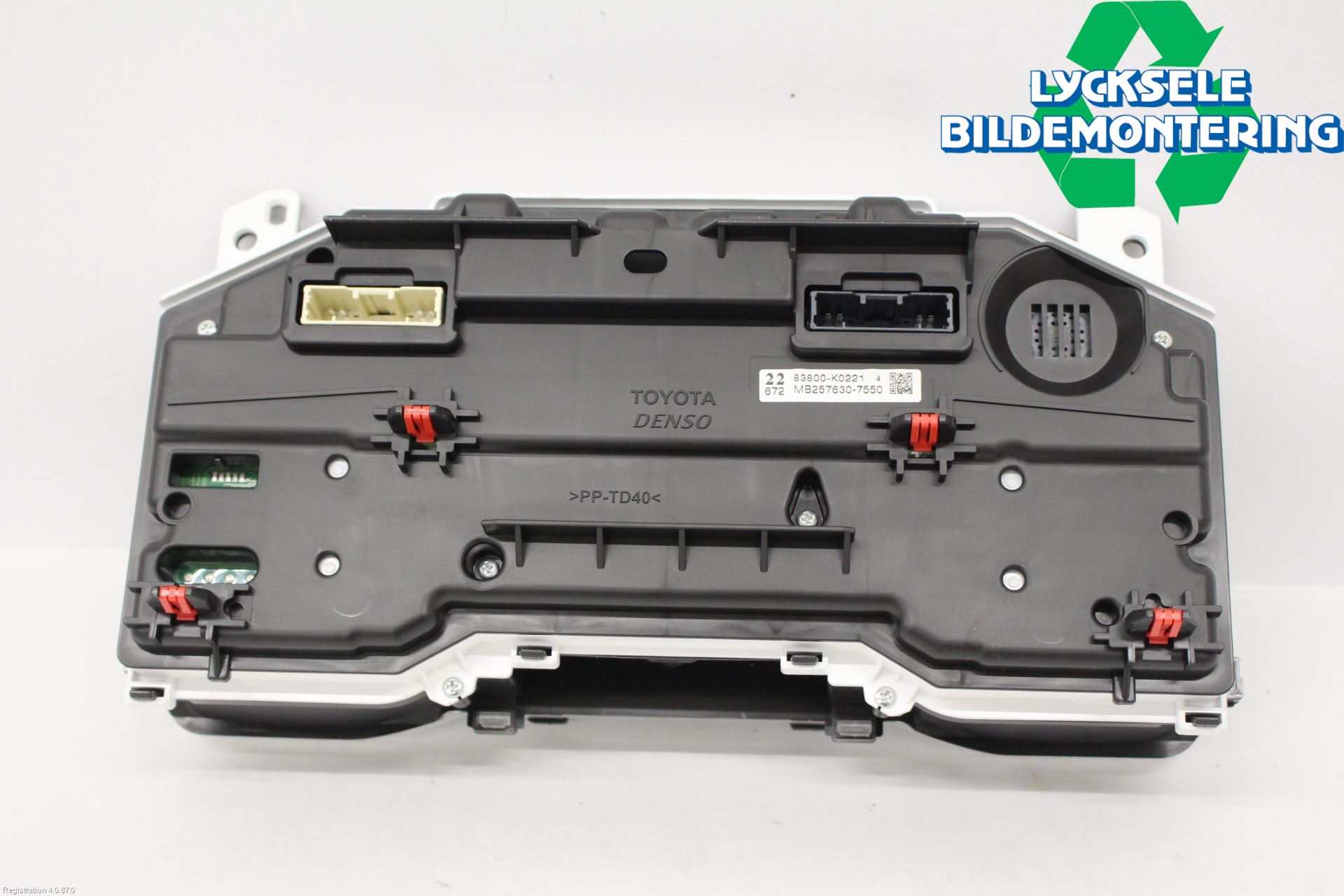 Toyota YARIS XP21 20- Instrument Komb