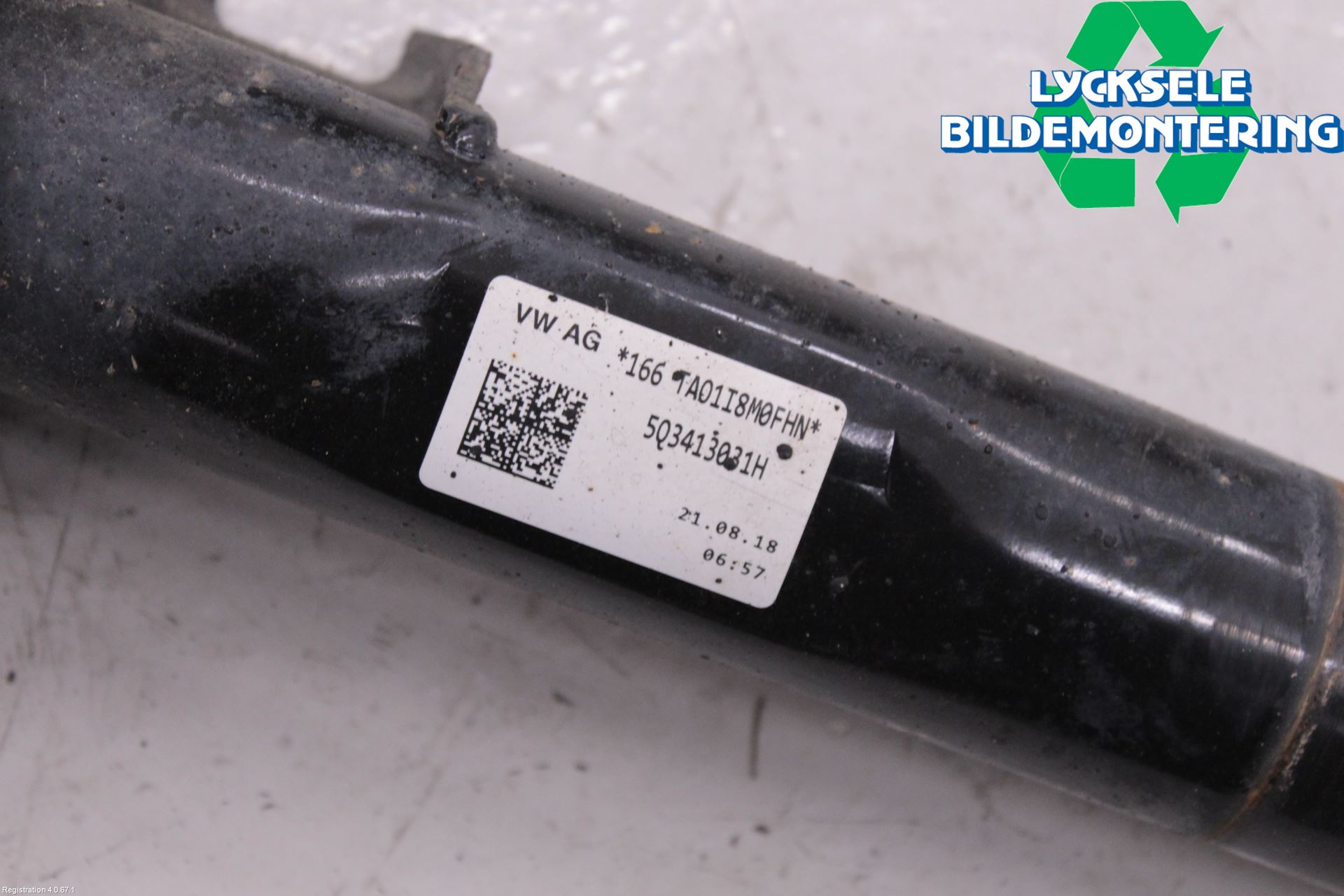 Seat ATECA 16->> Fjäderben Fram Vänster