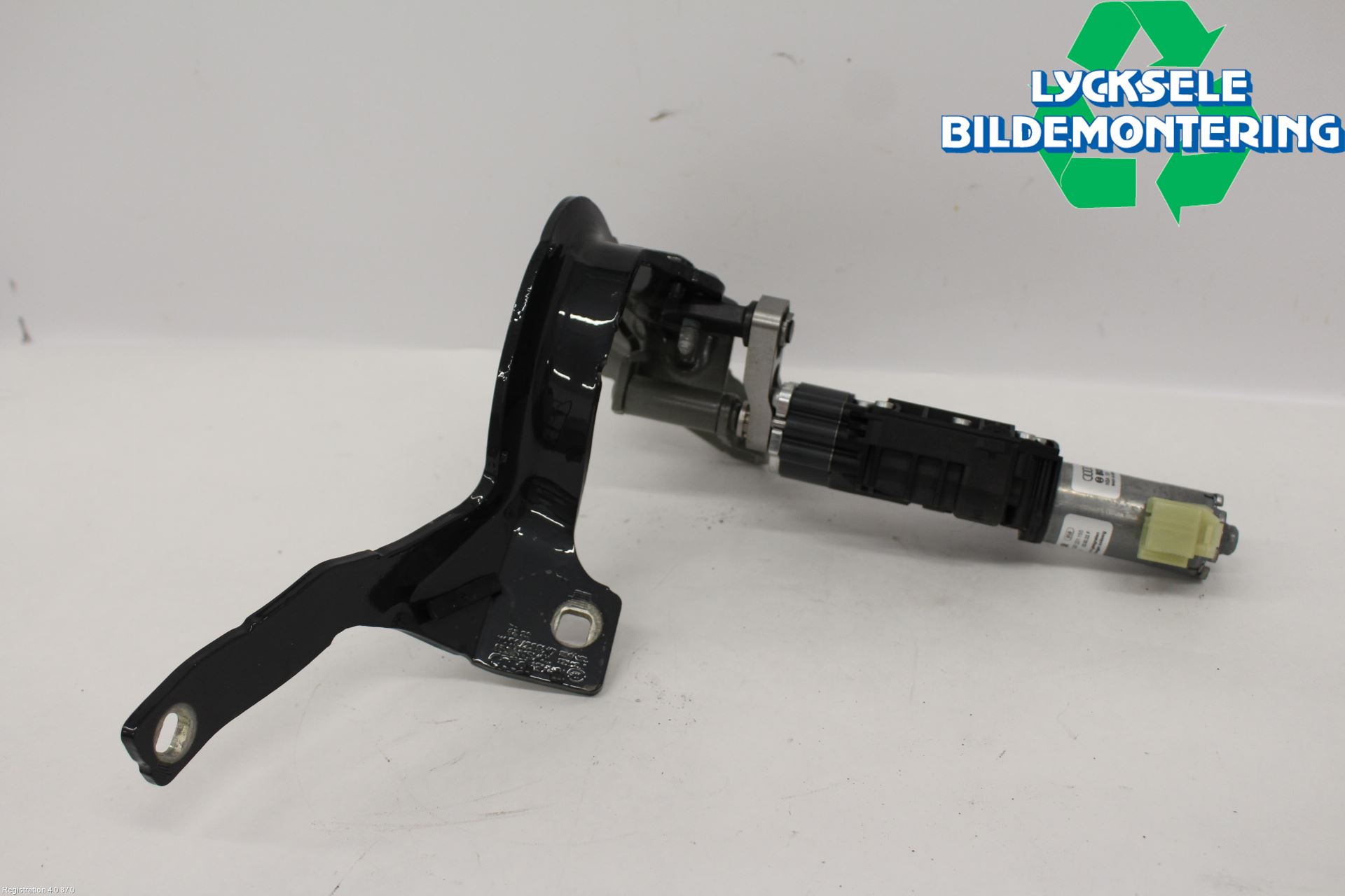 Audi A6 F2/C8 19- Bakluckeöppnare Automatisk