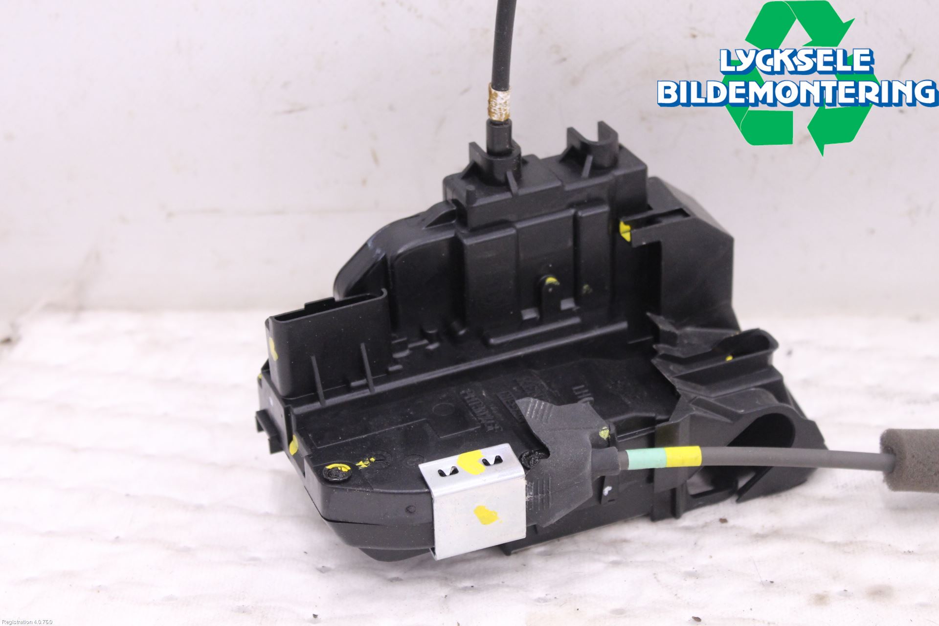 Nissan JUKE 14-19 Låskista-Dörrlås