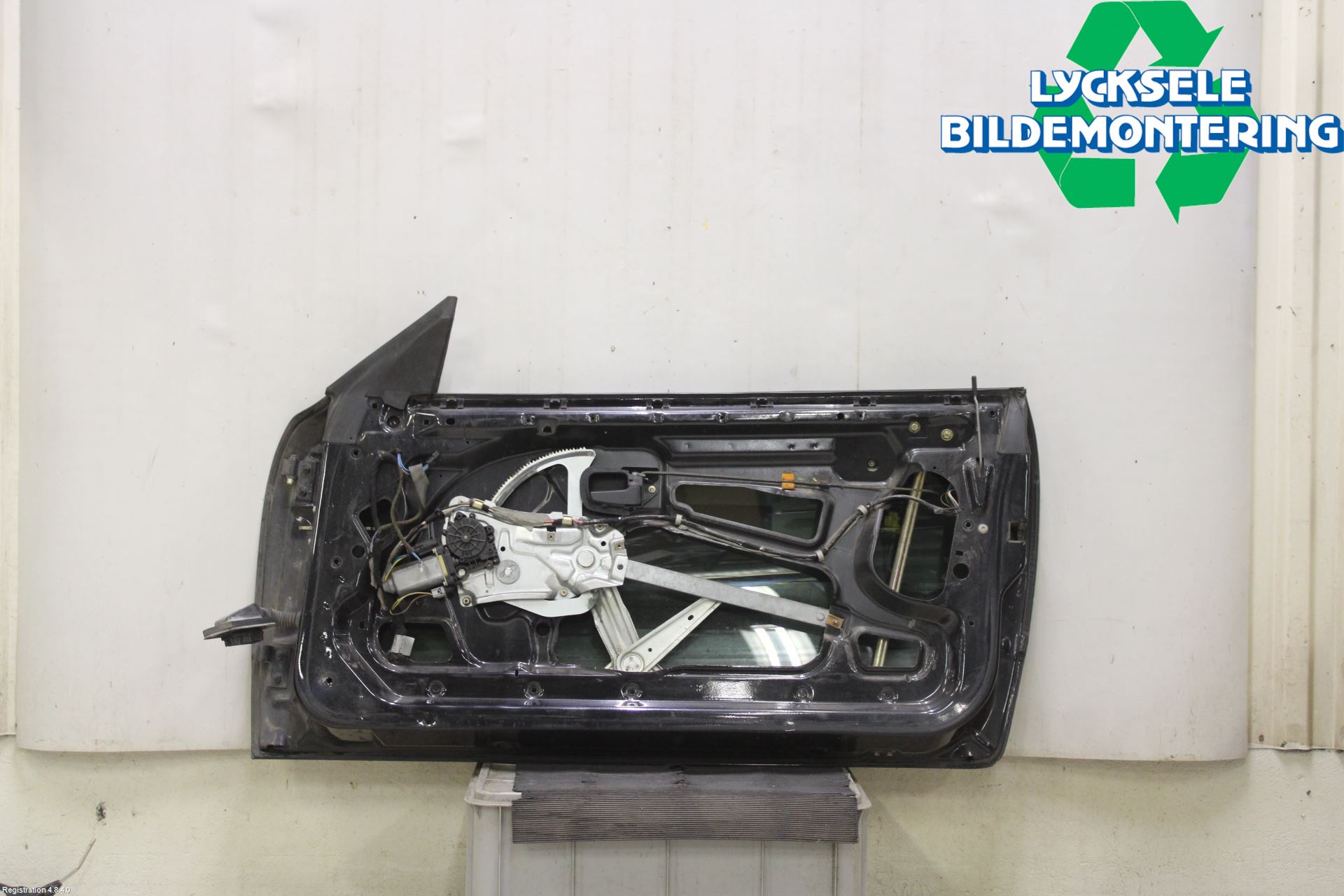 BMW 3 E36      91-00 Dörr 2D Höger