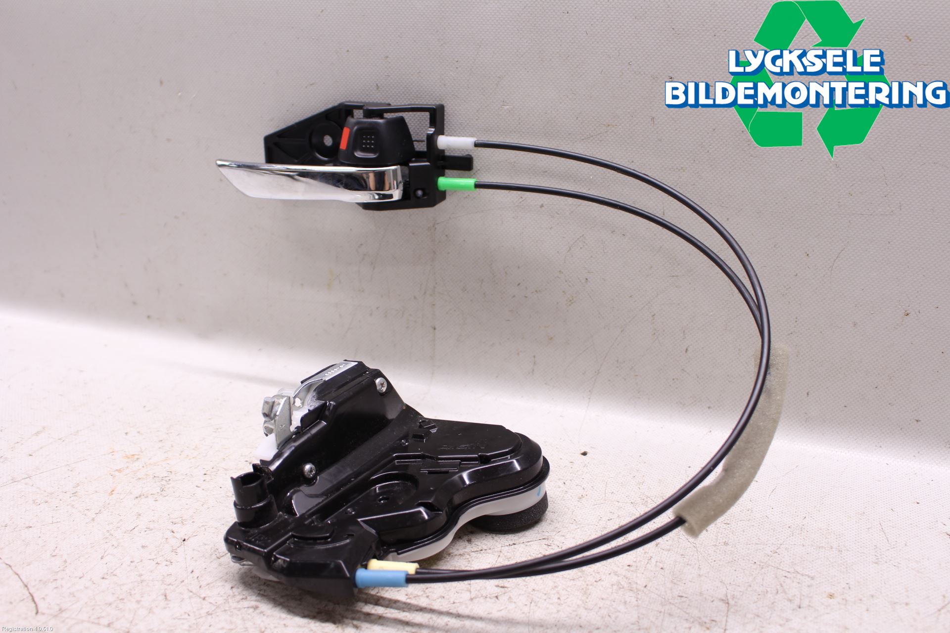 Suzuki SWIFT 17-24 Låskista-Dörrlås