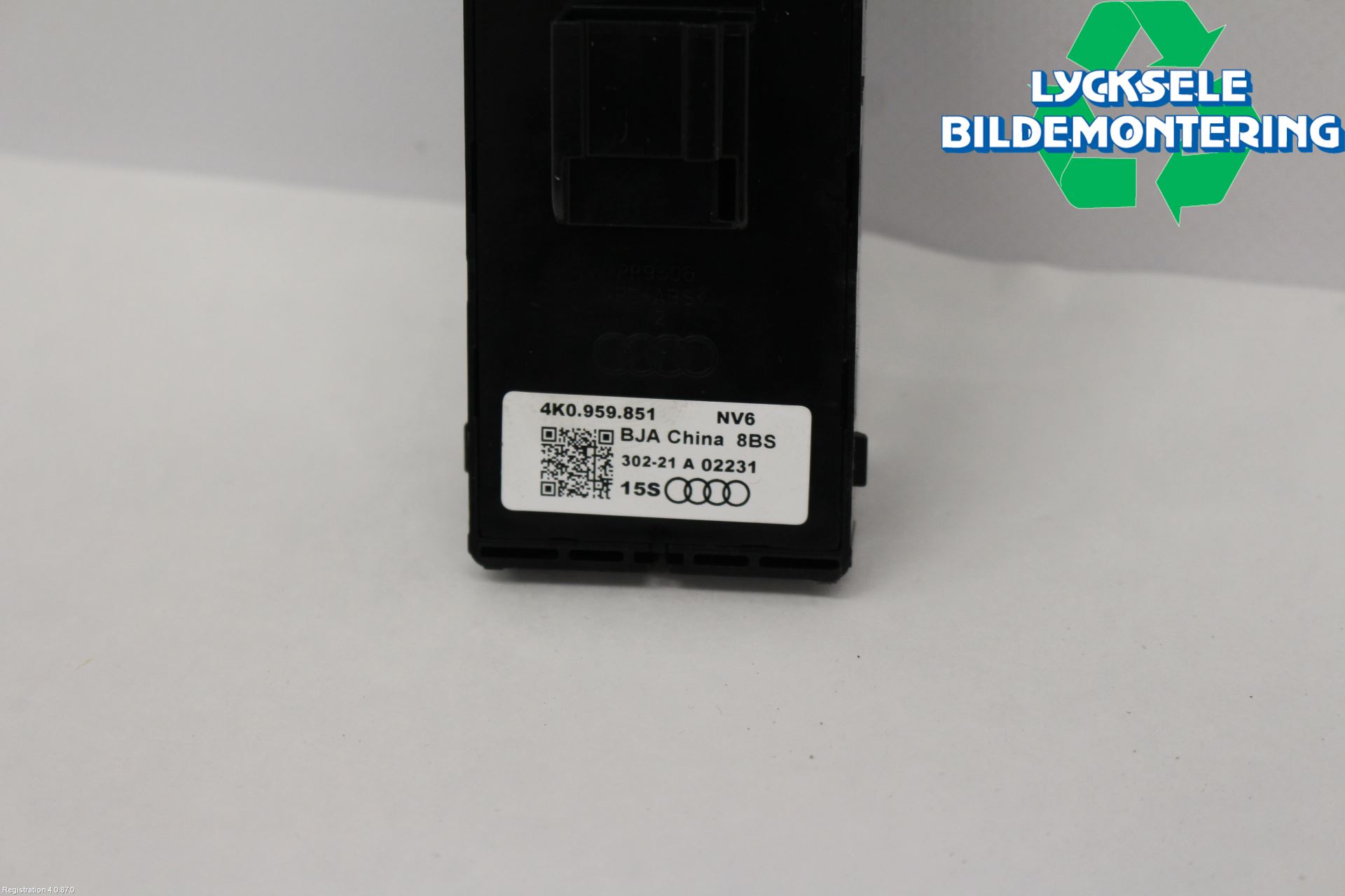 Audi A6 F2/C8 19- Strömställare Elhiss