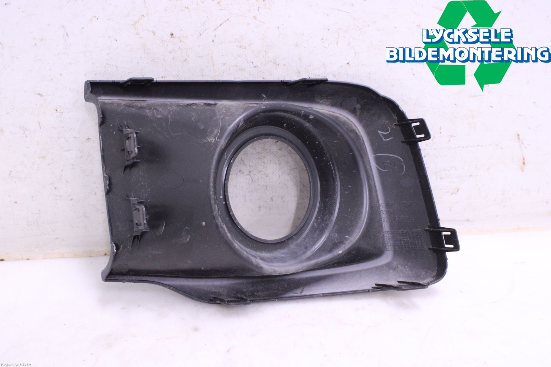Fiat FULLBACK 16-19 Dimljussarg Fram
