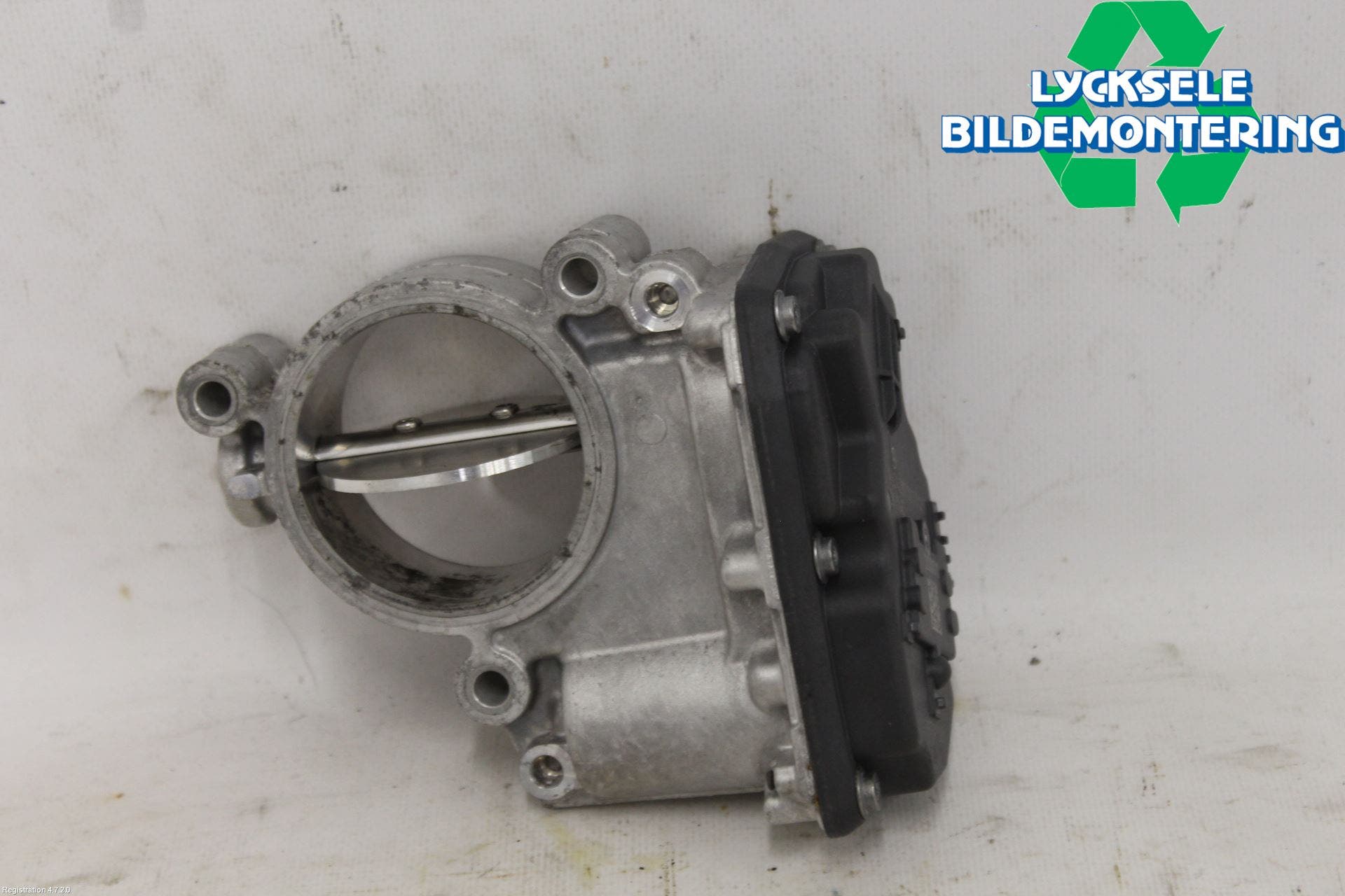 Mercedes-Benz MB C-KLASS (W205) 14-21 Injspjällhus