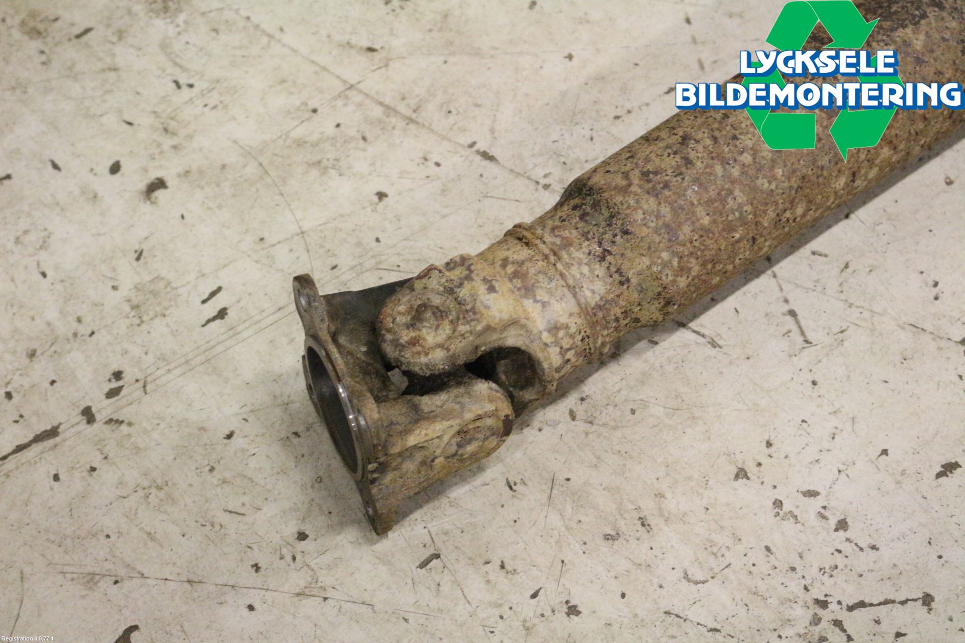 Isuzu D-MAX Mellanaxel Komp