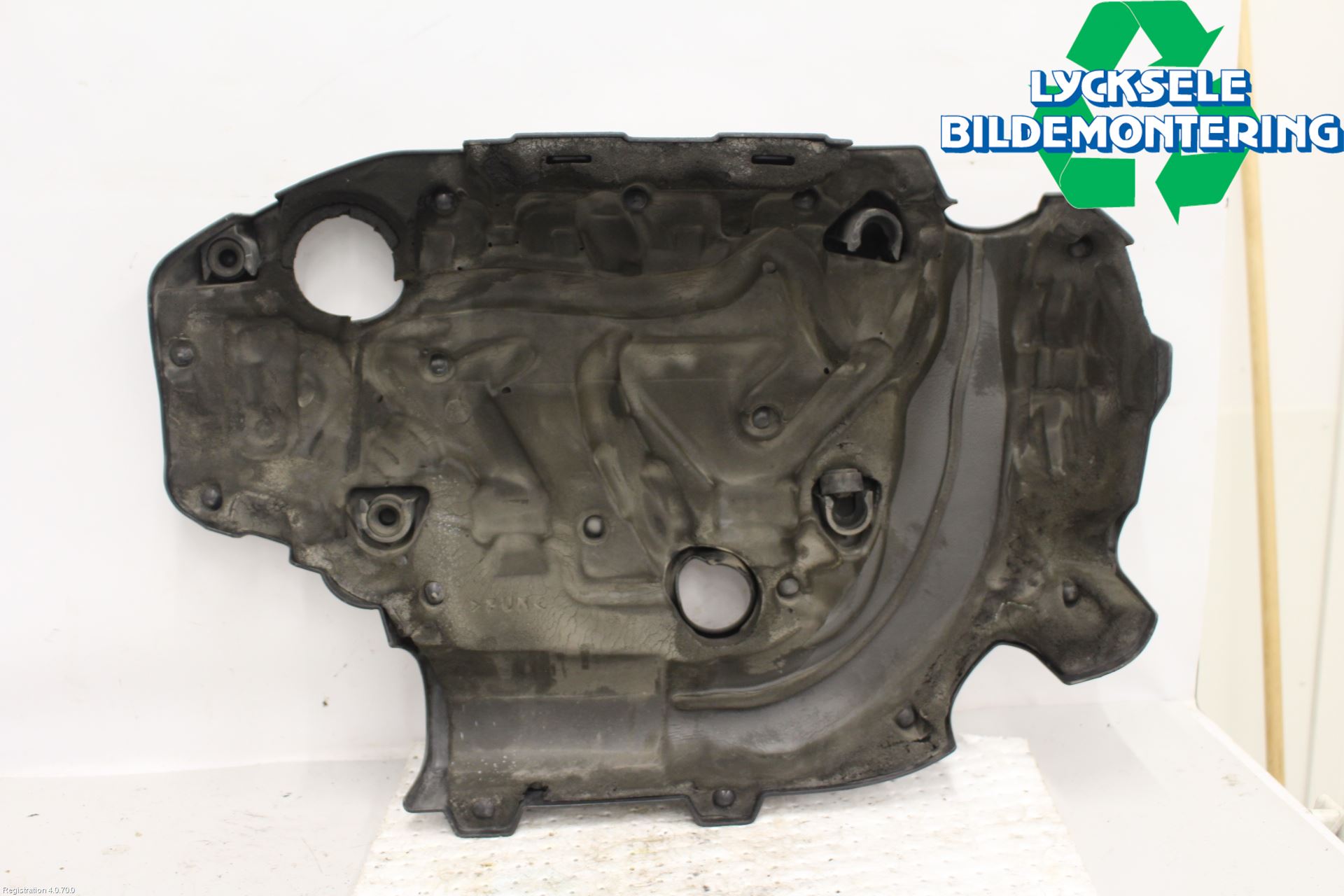 Volvo V70 08-13 Motorkåpa