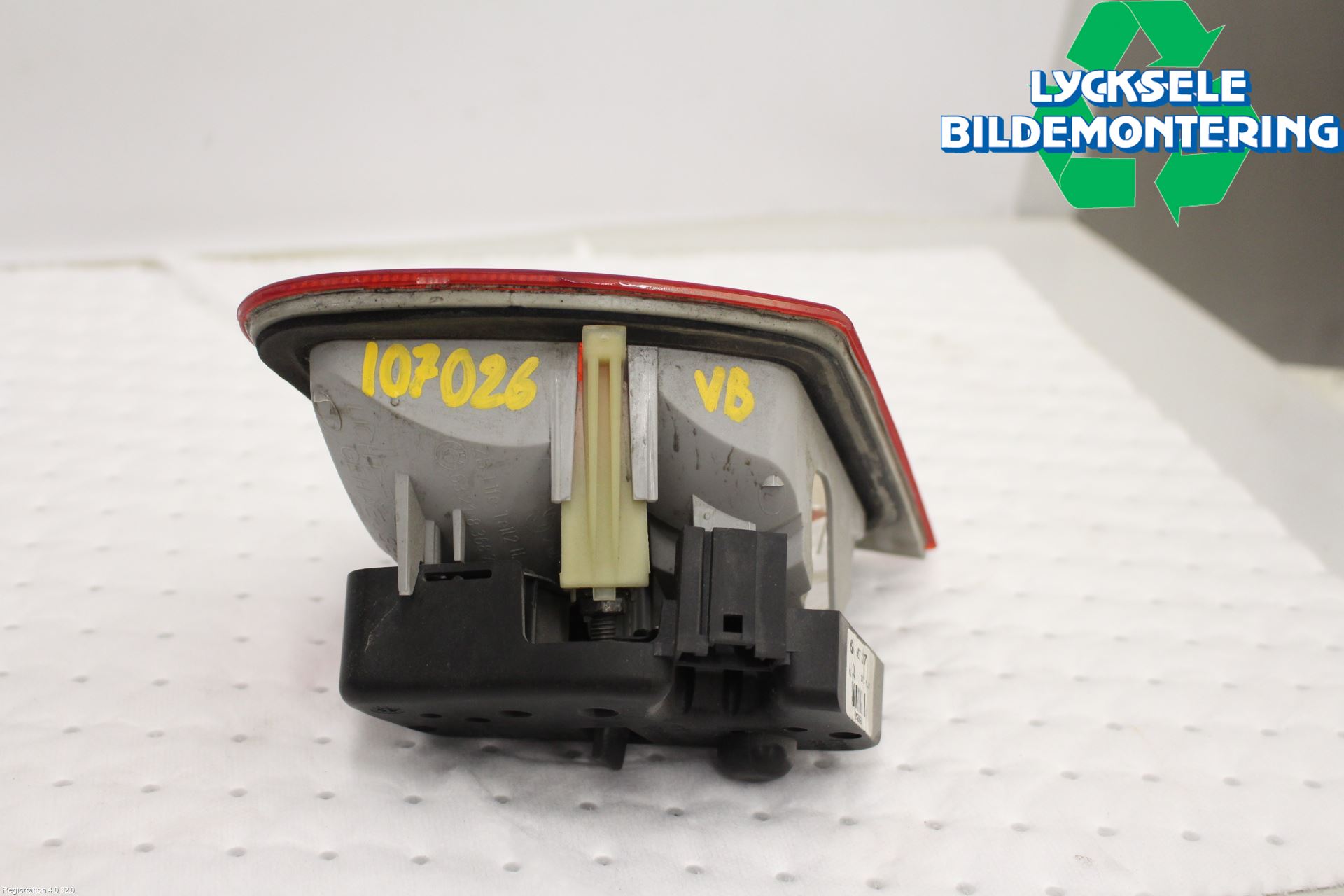 BMW 3 E46      98-05 Bakljus Lucka Vä