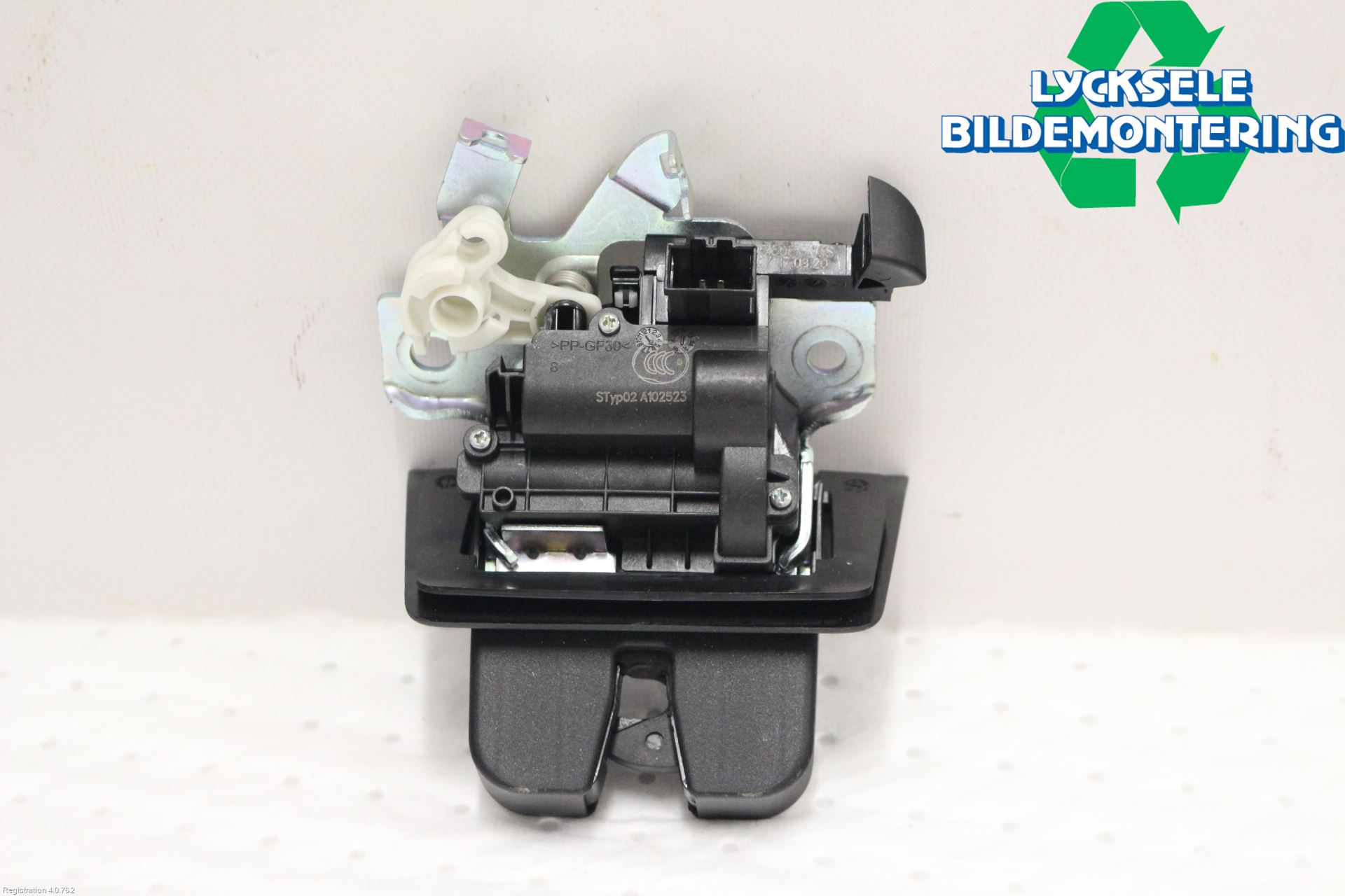 Audi A3/S3 8Y 21- Låskista Baklucka