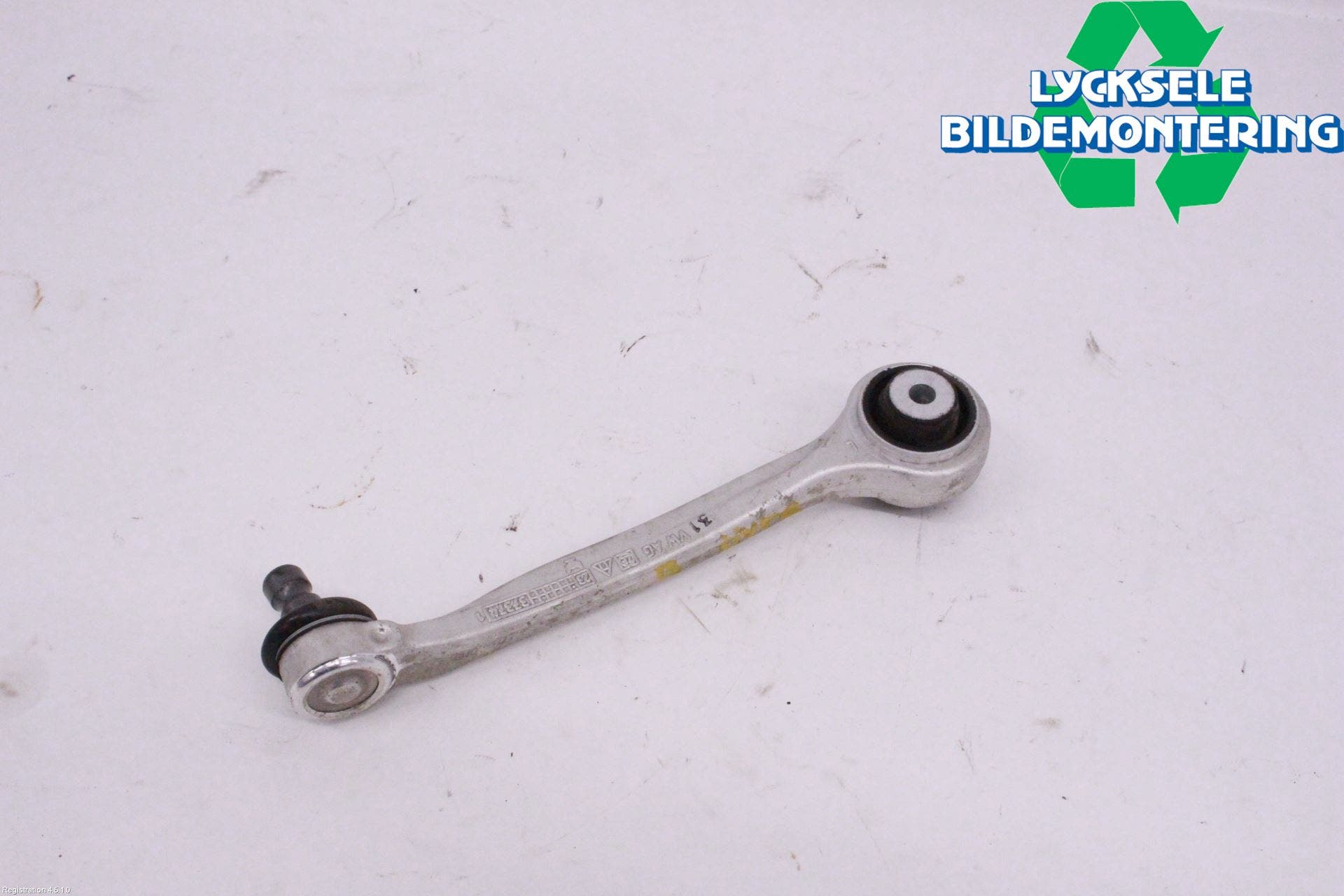 Audi A4/S4 B9 20- Bärarm Fram Övre Vä