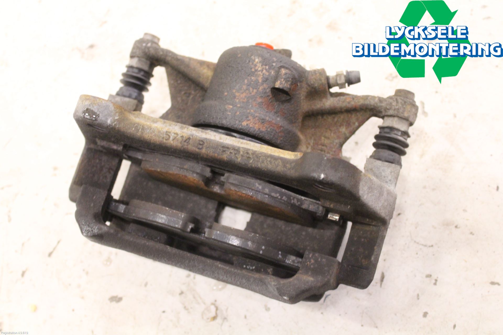 Volkswagen VW CADDY 16-20 Bromsok Fram Höger