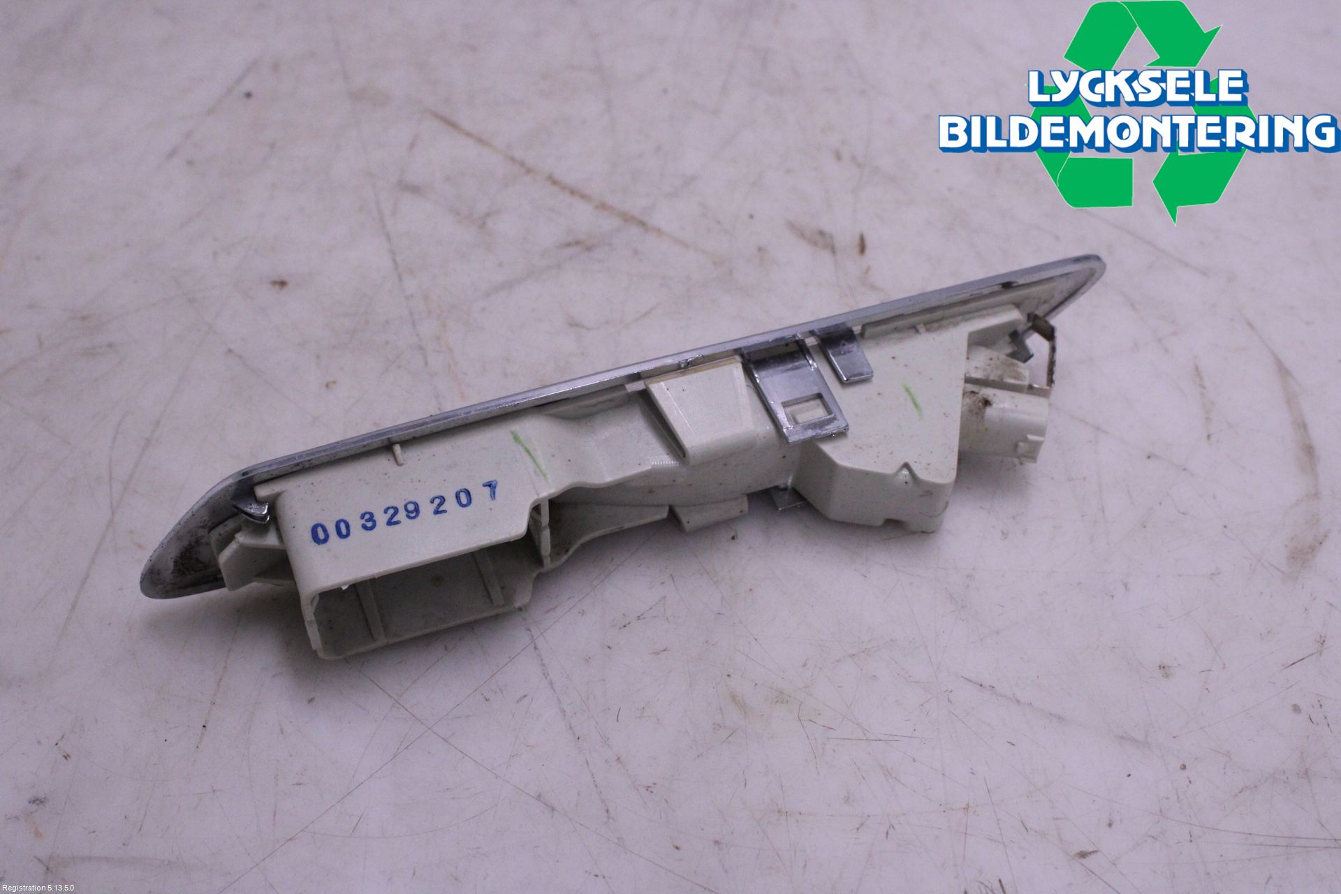 BMW 5 F10/F11/F18 09-17 Blinkers Sidoblinkers Vä