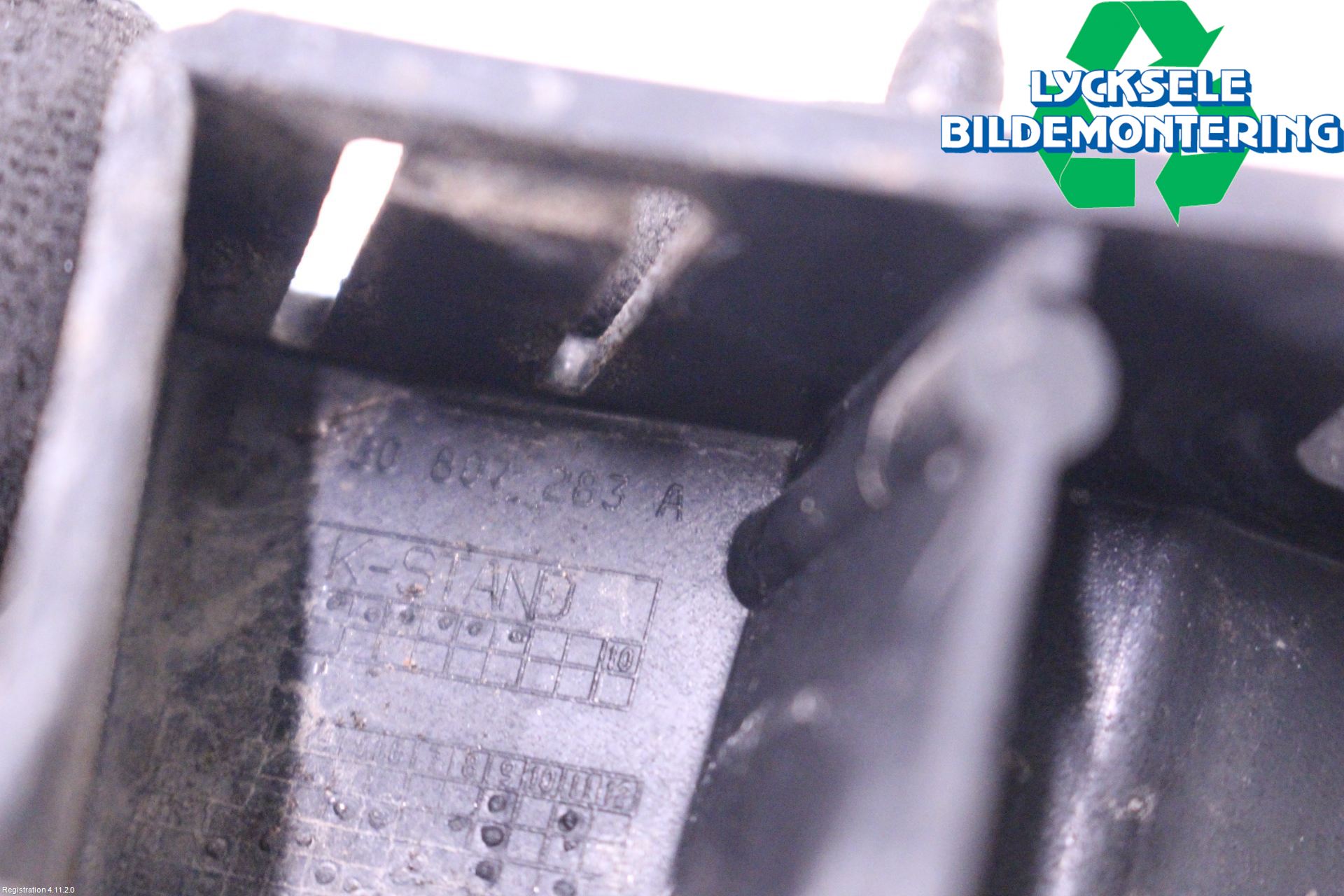 Audi A6 ALLROAD 12-18 Stötfångarfäste Fram Vä