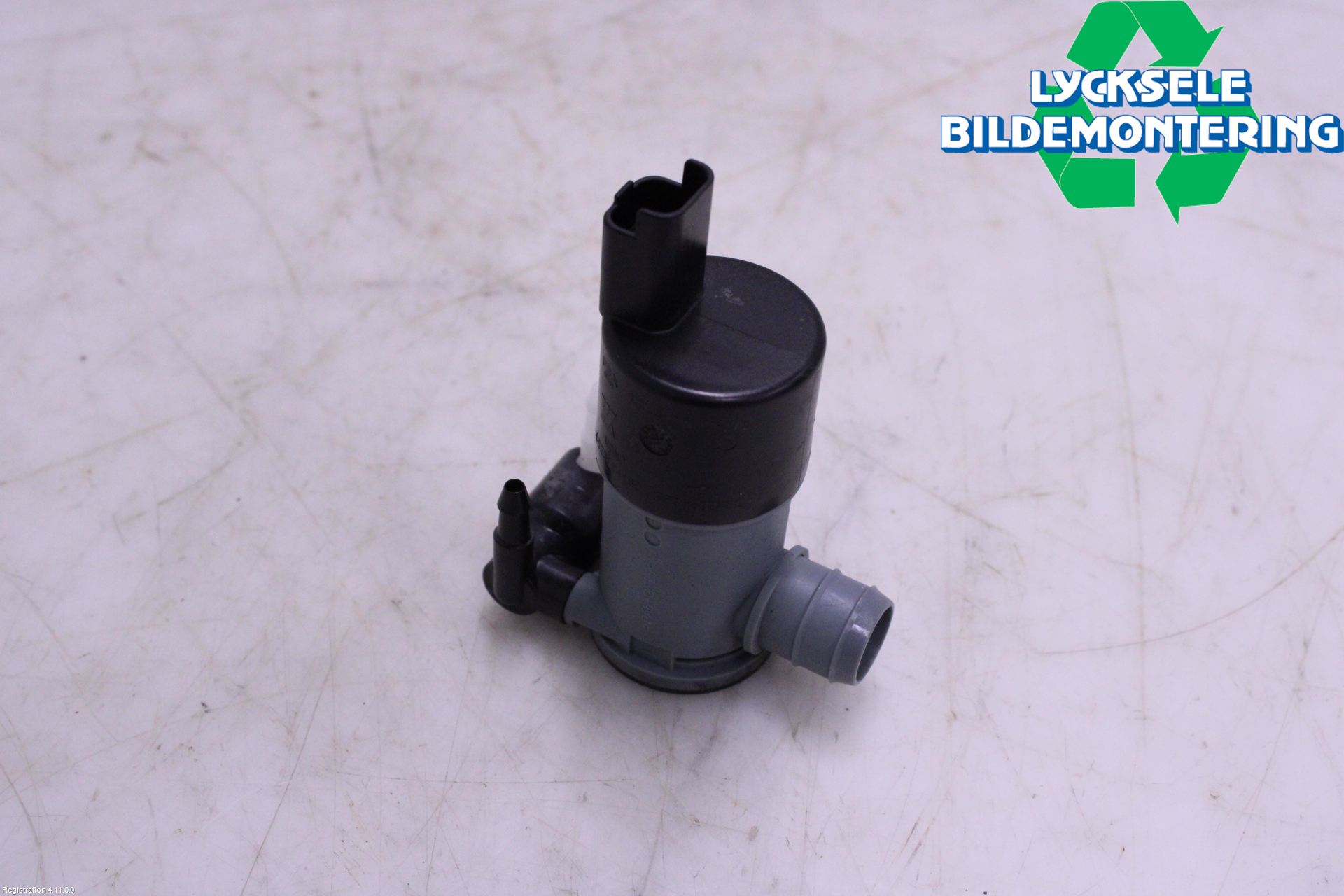 Nissan QASHQAI 21- Spolarpump Vindruta