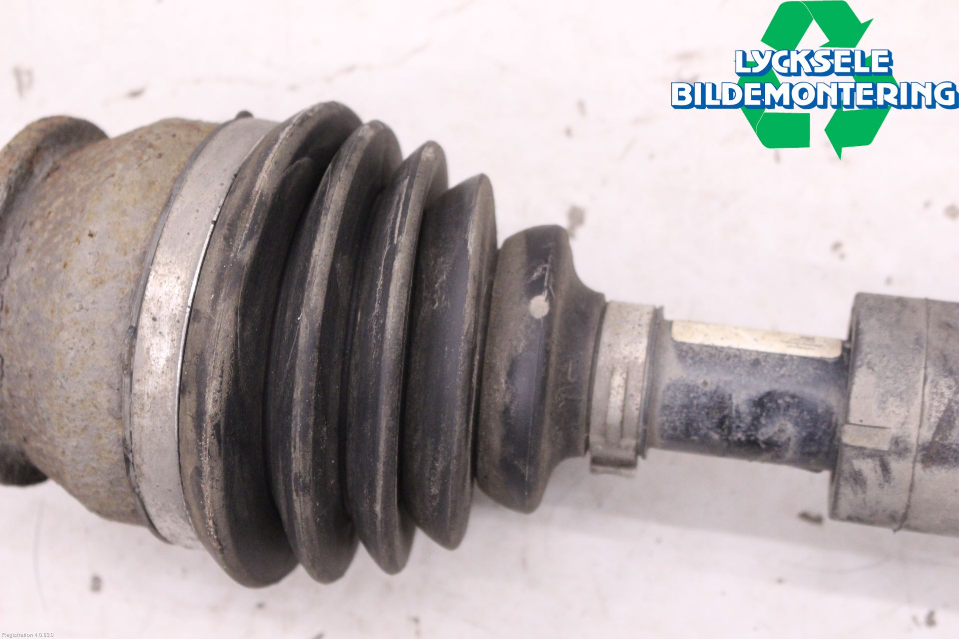 Opel INSIGNIA 09-16 Drivaxel Fram Vänster