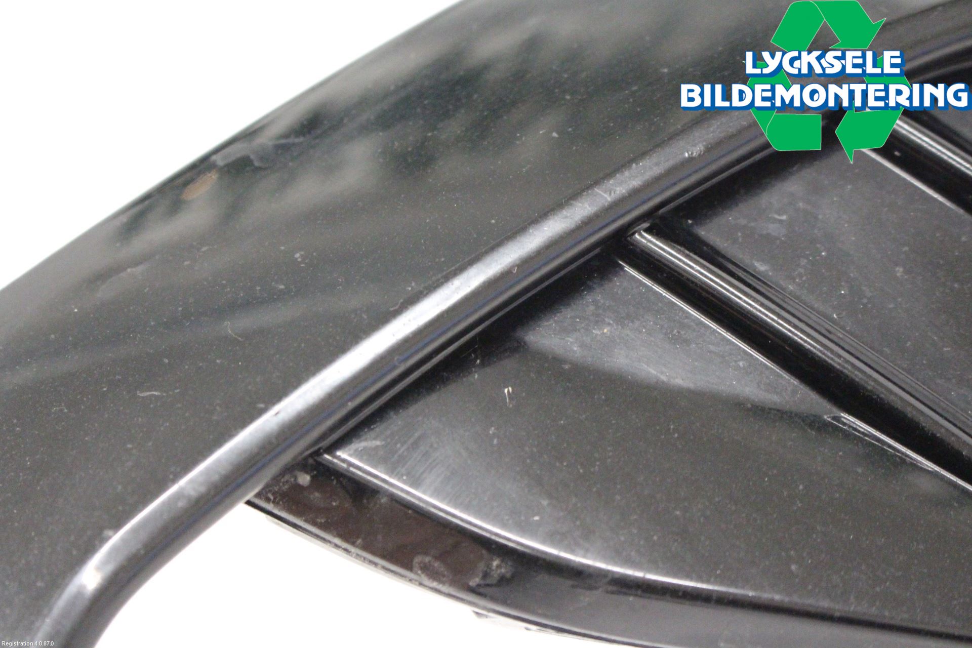 Volkswagen VW TIGUAN 16-24 Grilldel Höger