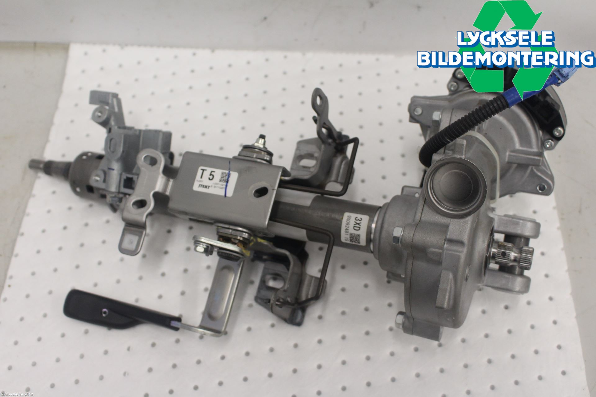 Mitsubishi OUTLANDER 13-21 Rattaxelagg Med Inb Servo