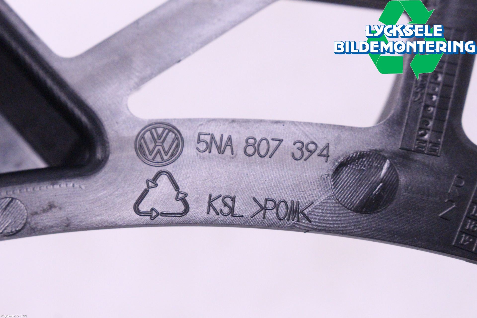 Volkswagen VW TIGUAN 16-24 Stötfångarfäste Bak Hö