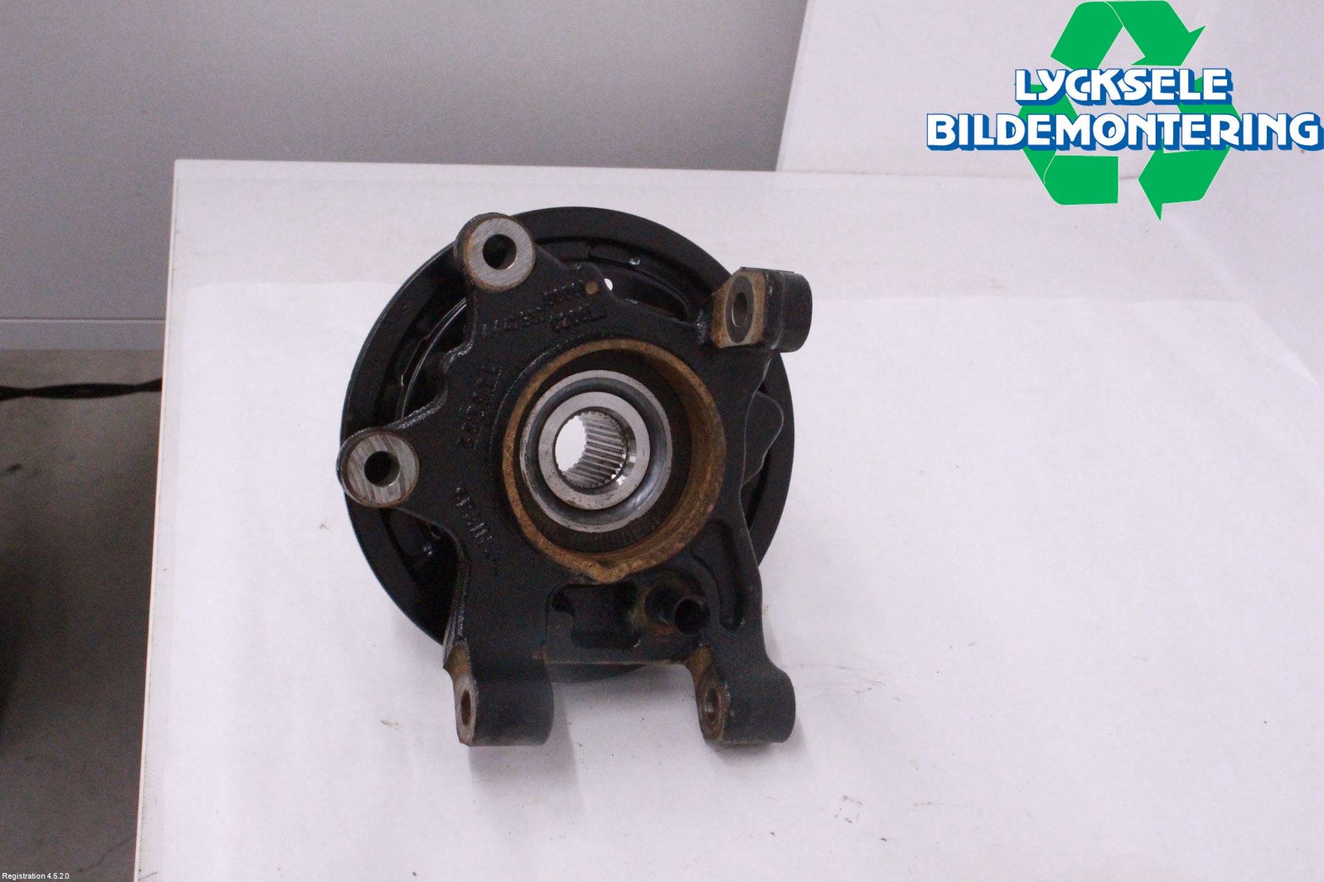 Mercedes-Benz MB VITO/V-KLASS (W640,W447,W448) 14- Hjullagerhus-Spindel Vä B