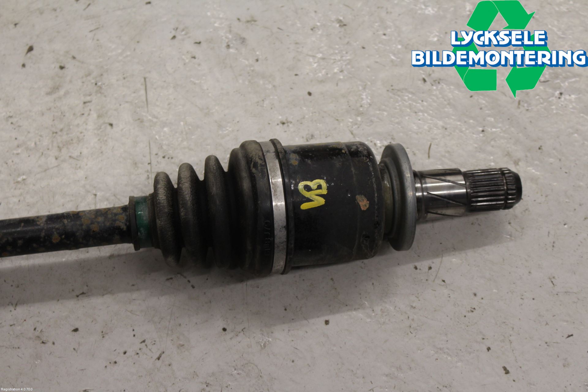 Subaru FORESTER SH  08-13 Drivaxel Bak Vänster