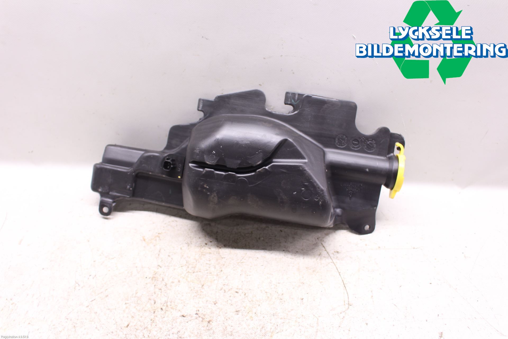 Dodge PICK UP RAM 81- Spolartank Vindruta